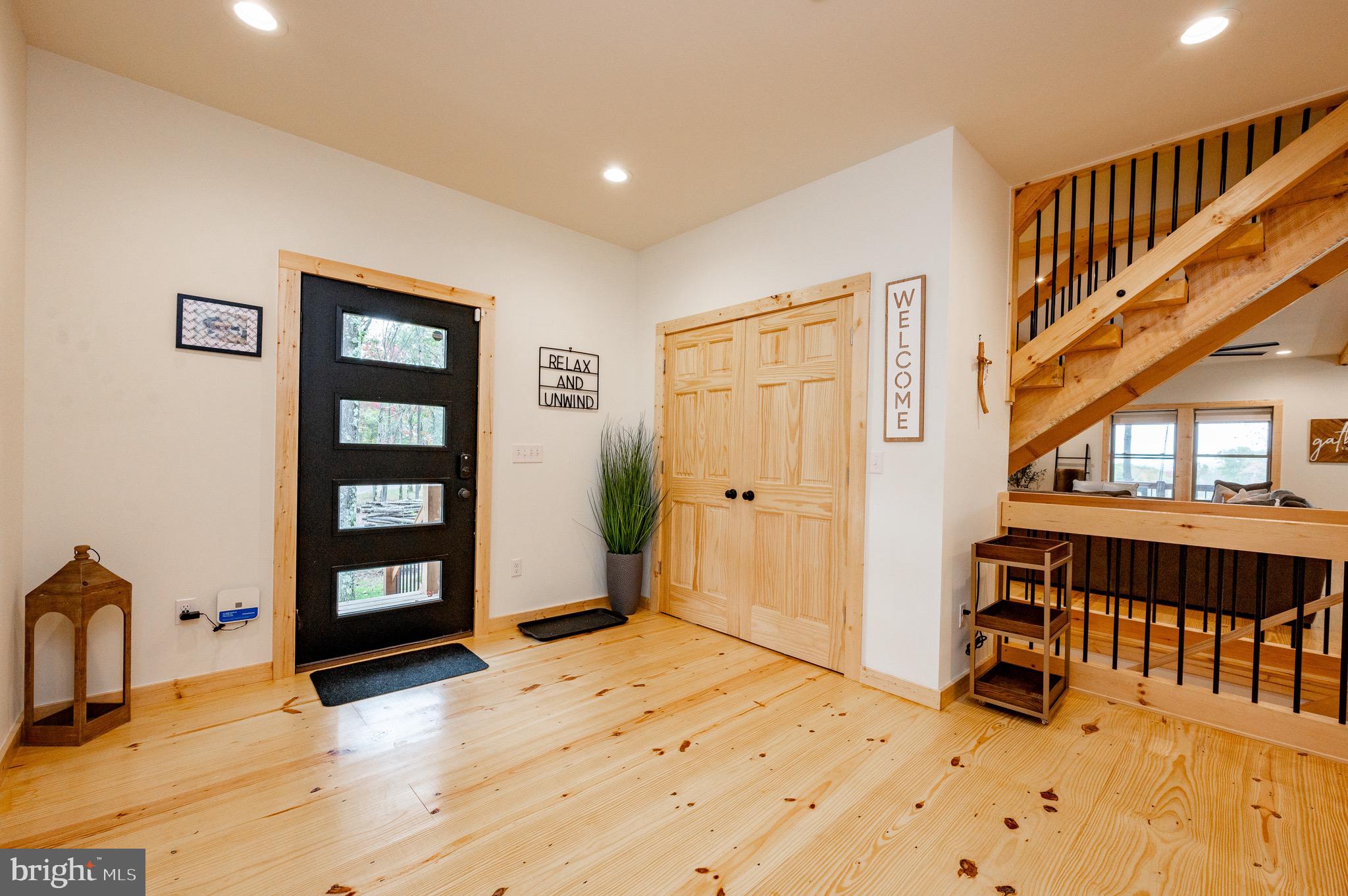 LODESTONE - Residential