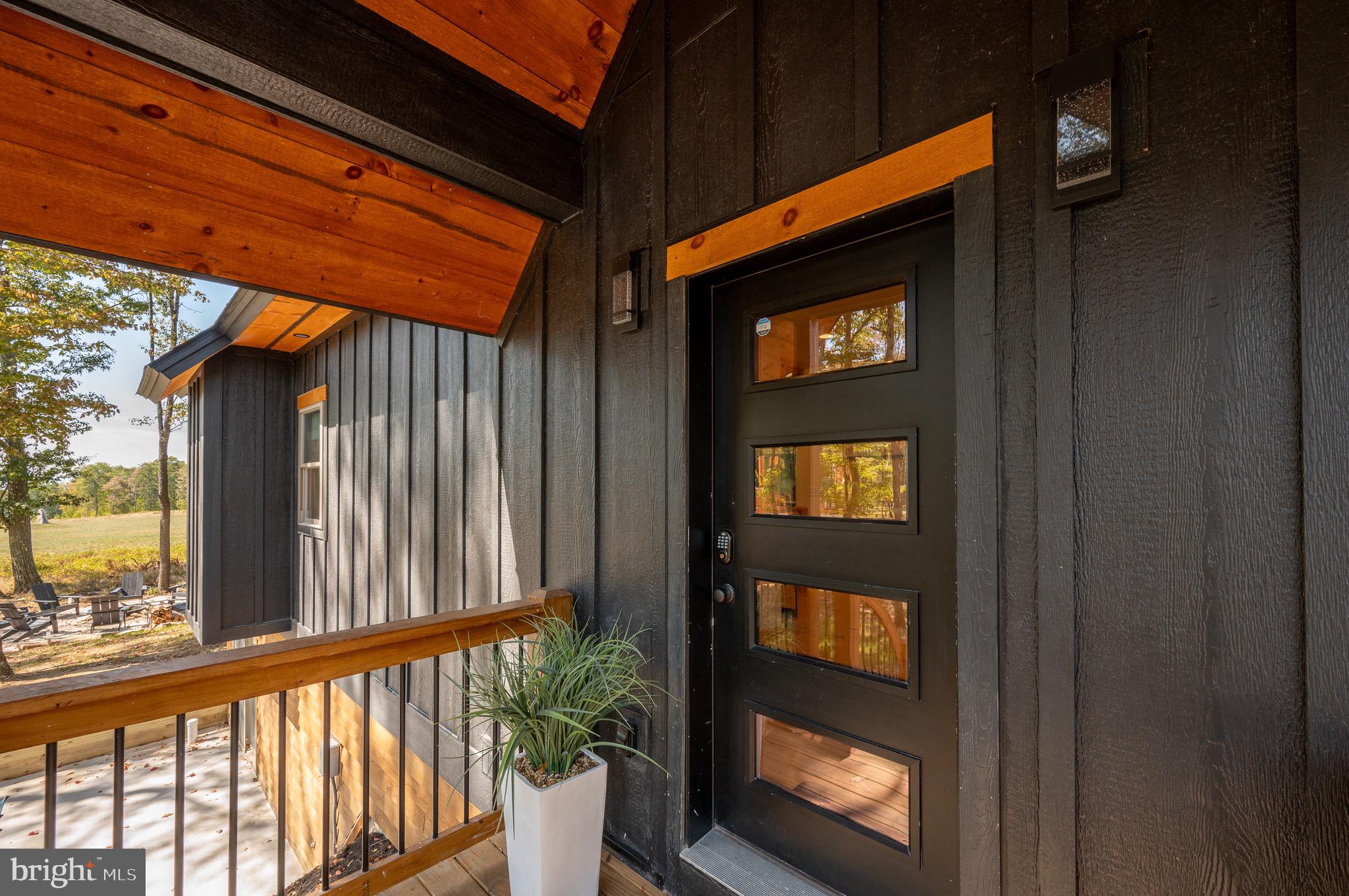 LODESTONE - Residential