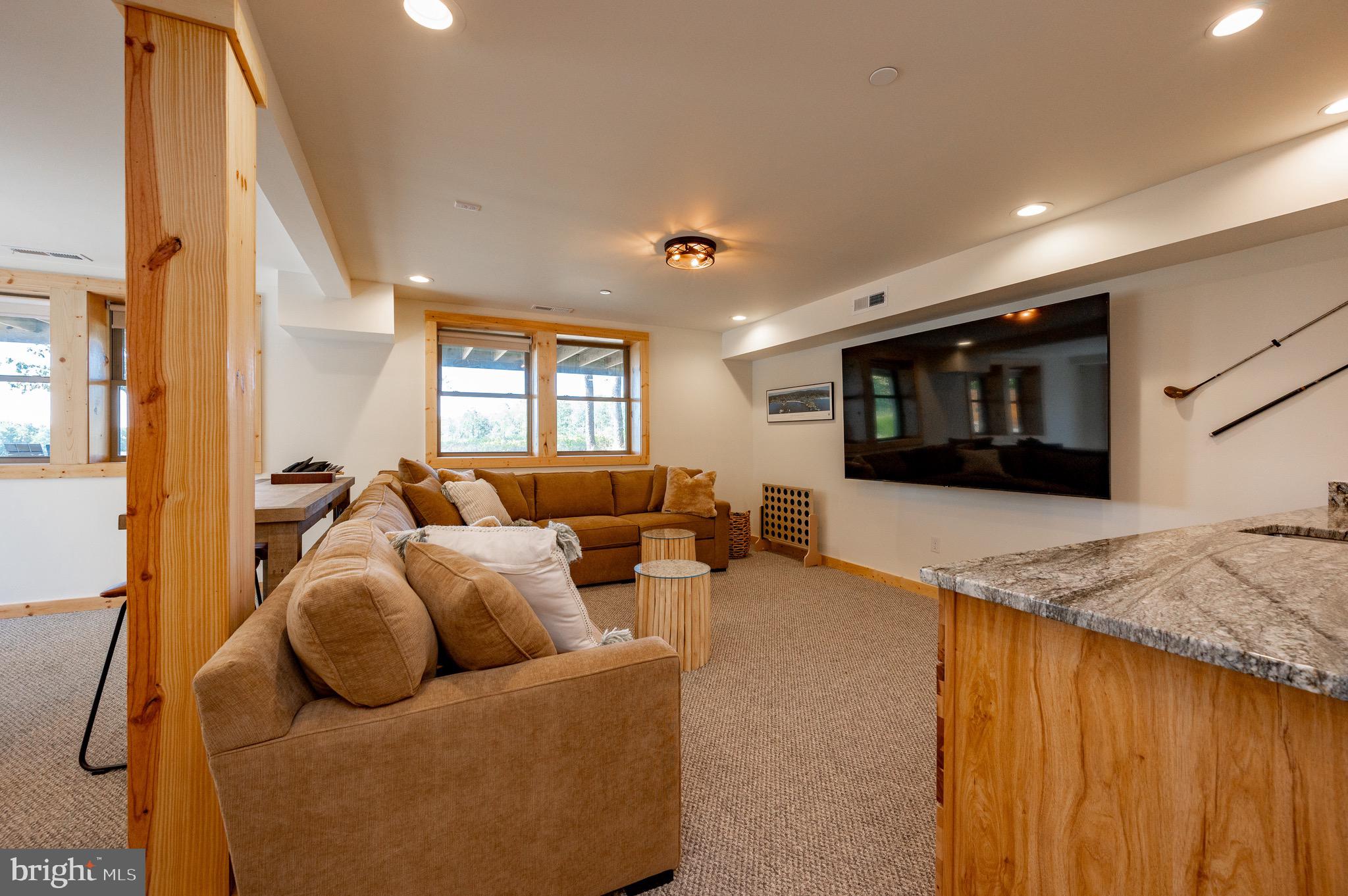 LODESTONE - Residential