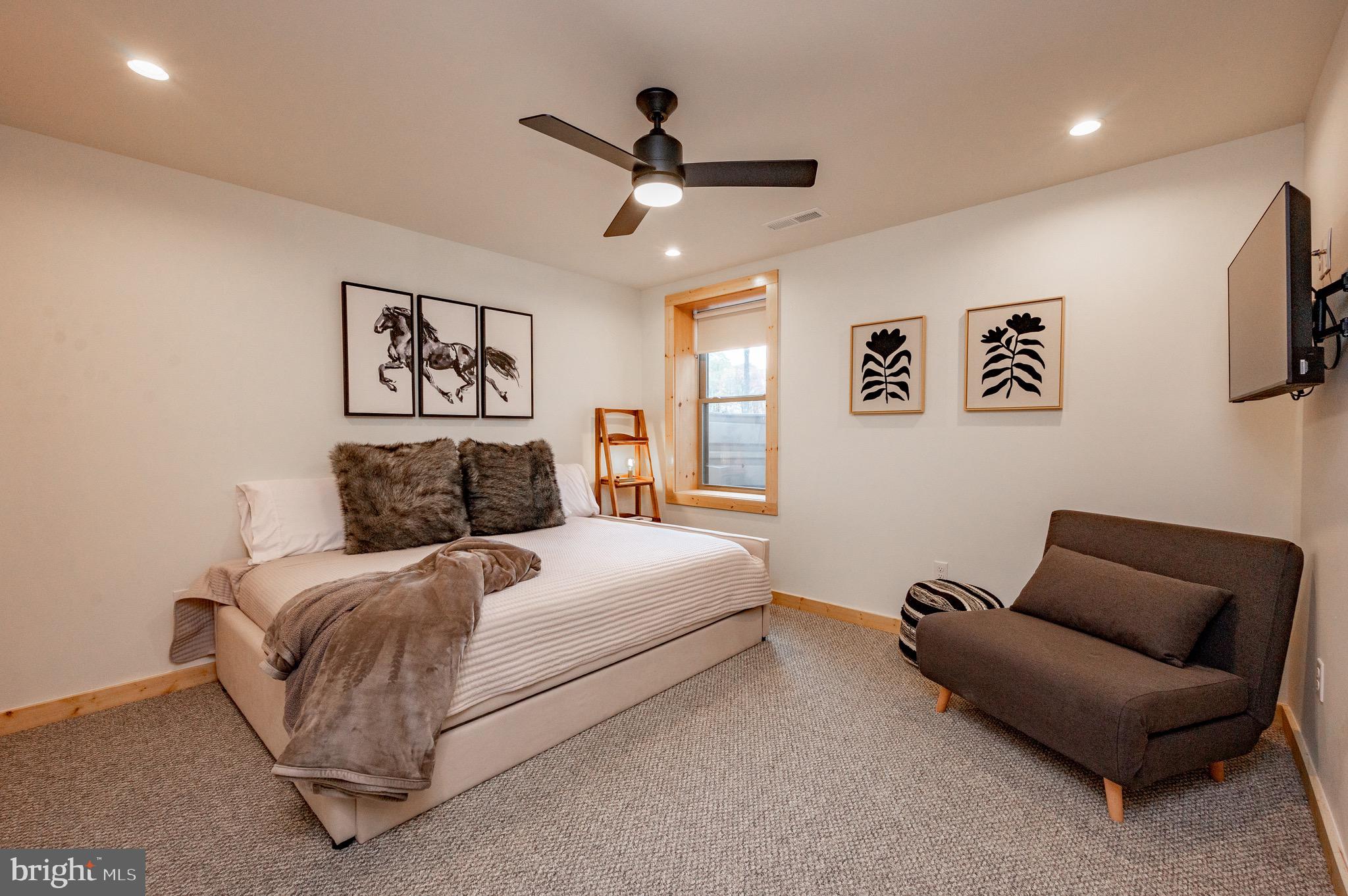 LODESTONE - Residential