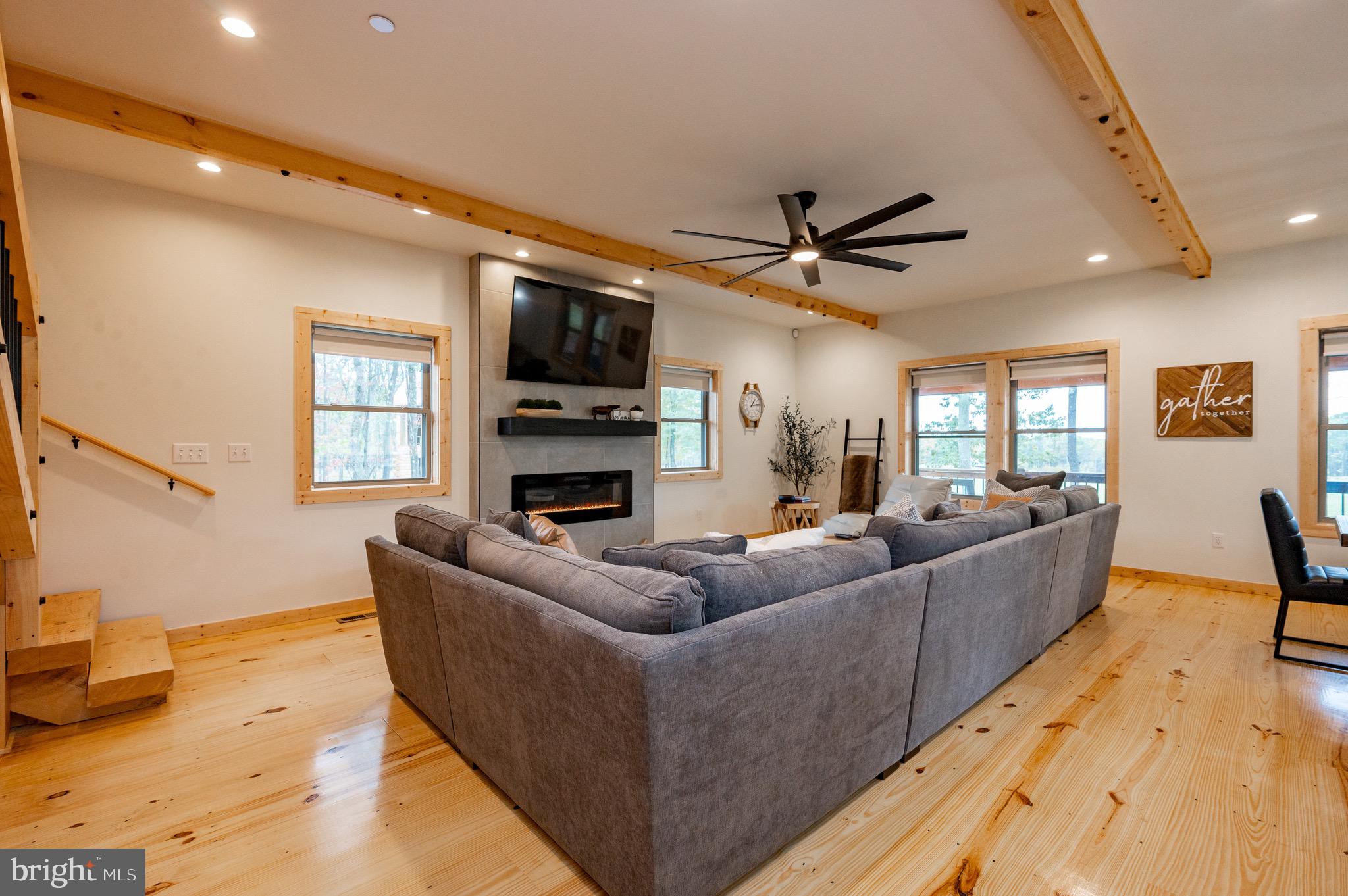 LODESTONE - Residential