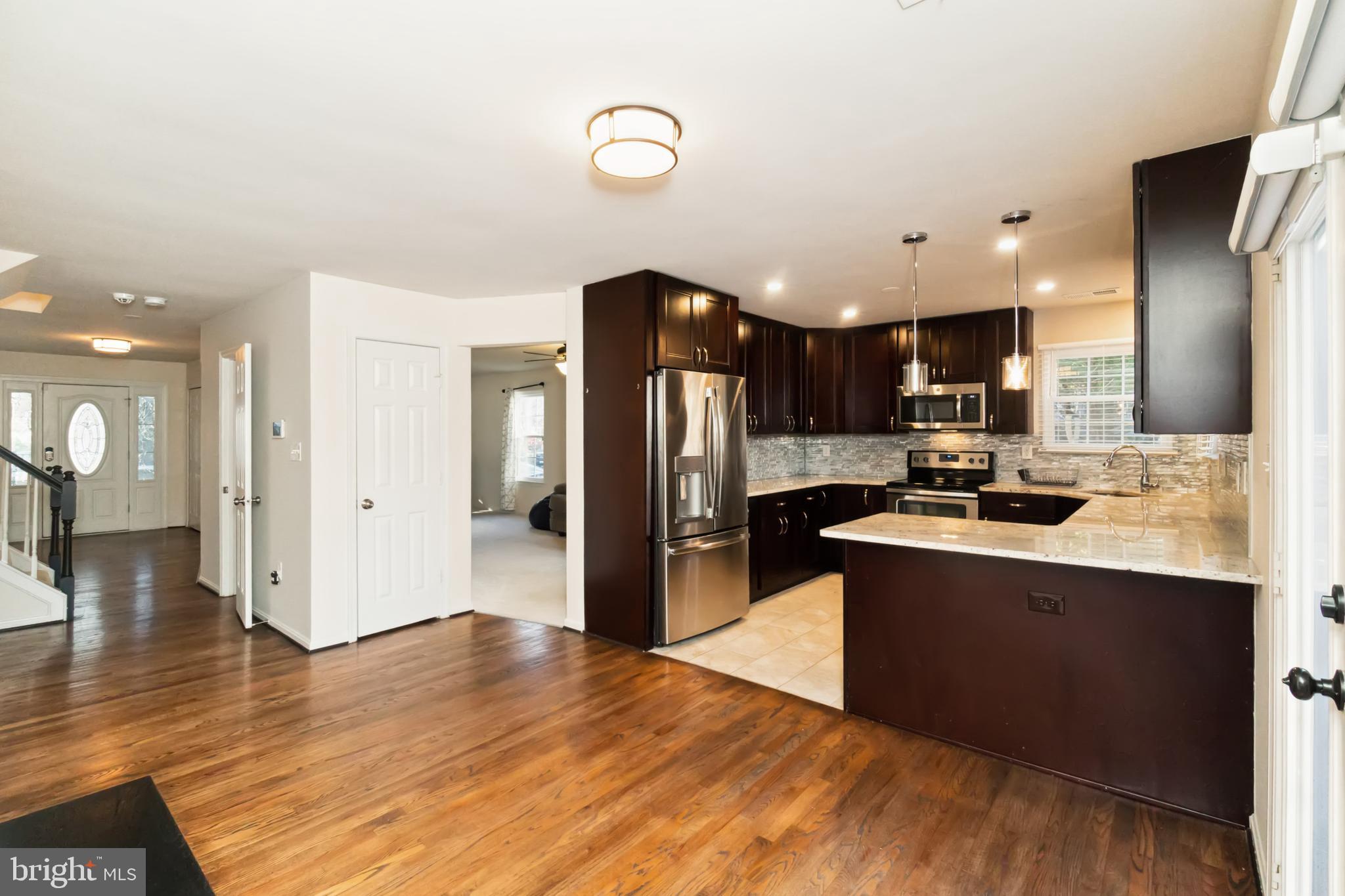 HAMPSHIRE - Residential Lease