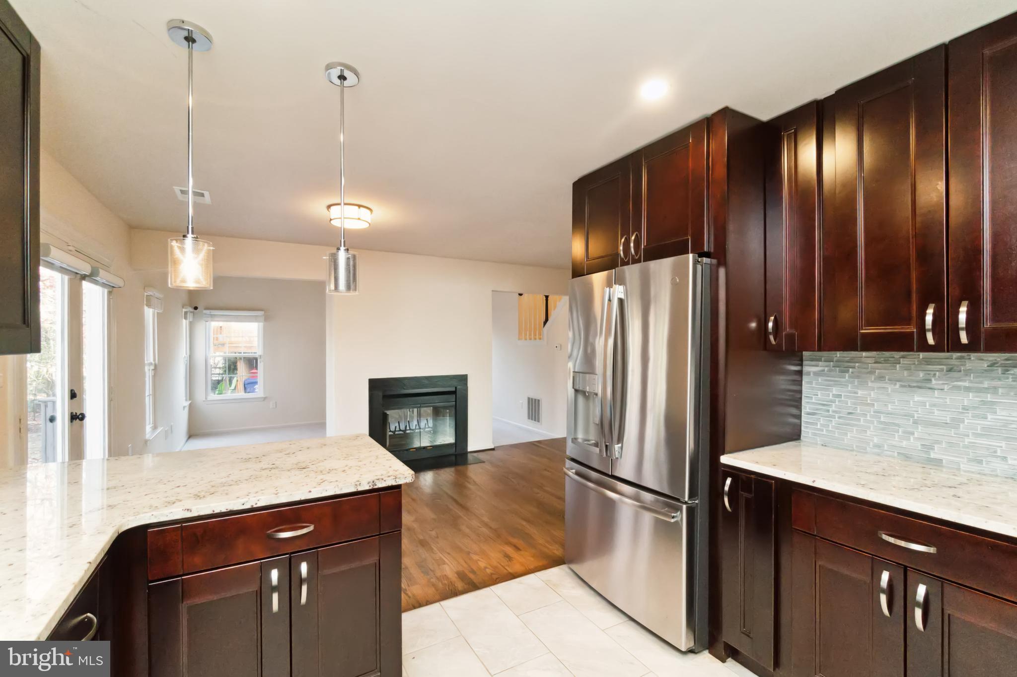 HAMPSHIRE - Residential Lease