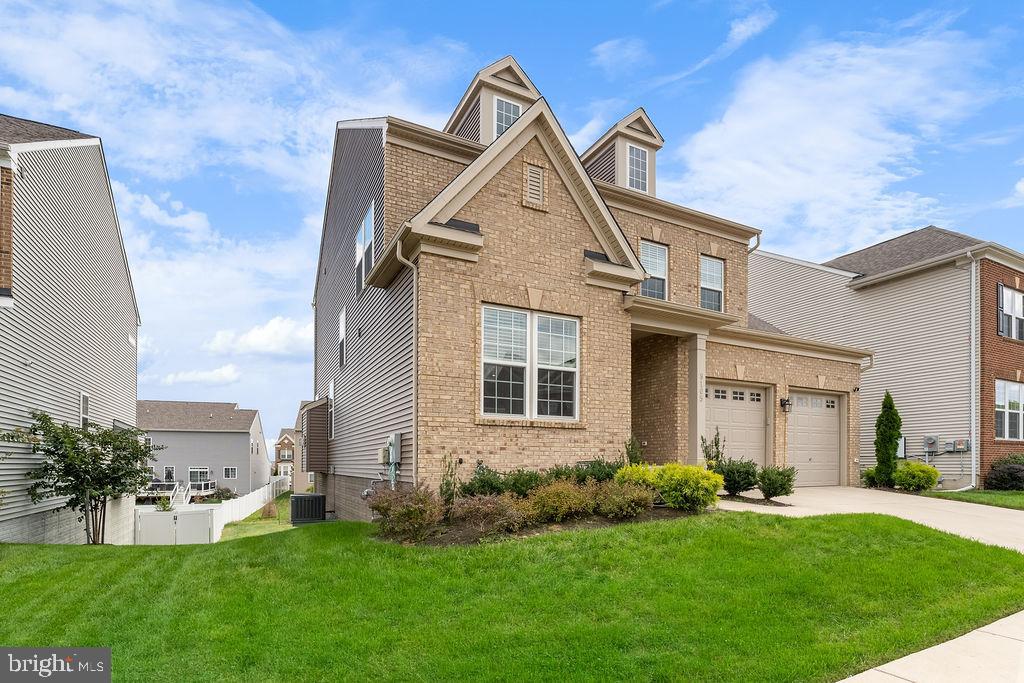 SMITH HOME FARM - Land