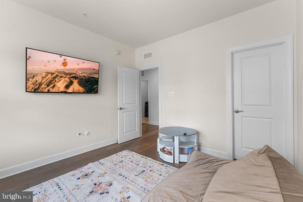 SMITH HOME FARM - Land