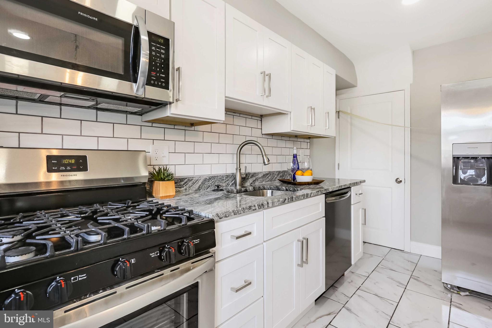 CHARLESMONT - Residential