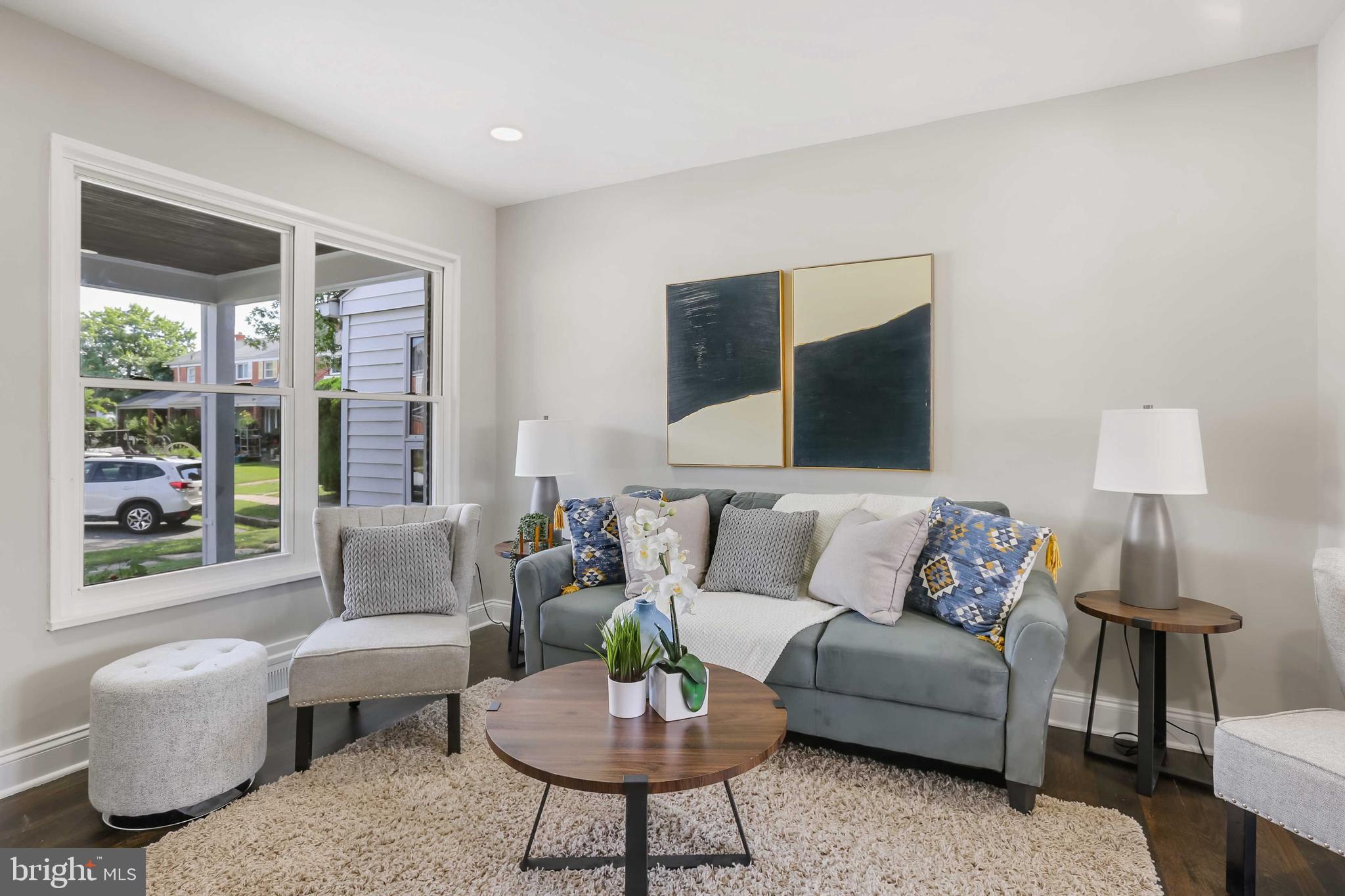 CHARLESMONT - Residential