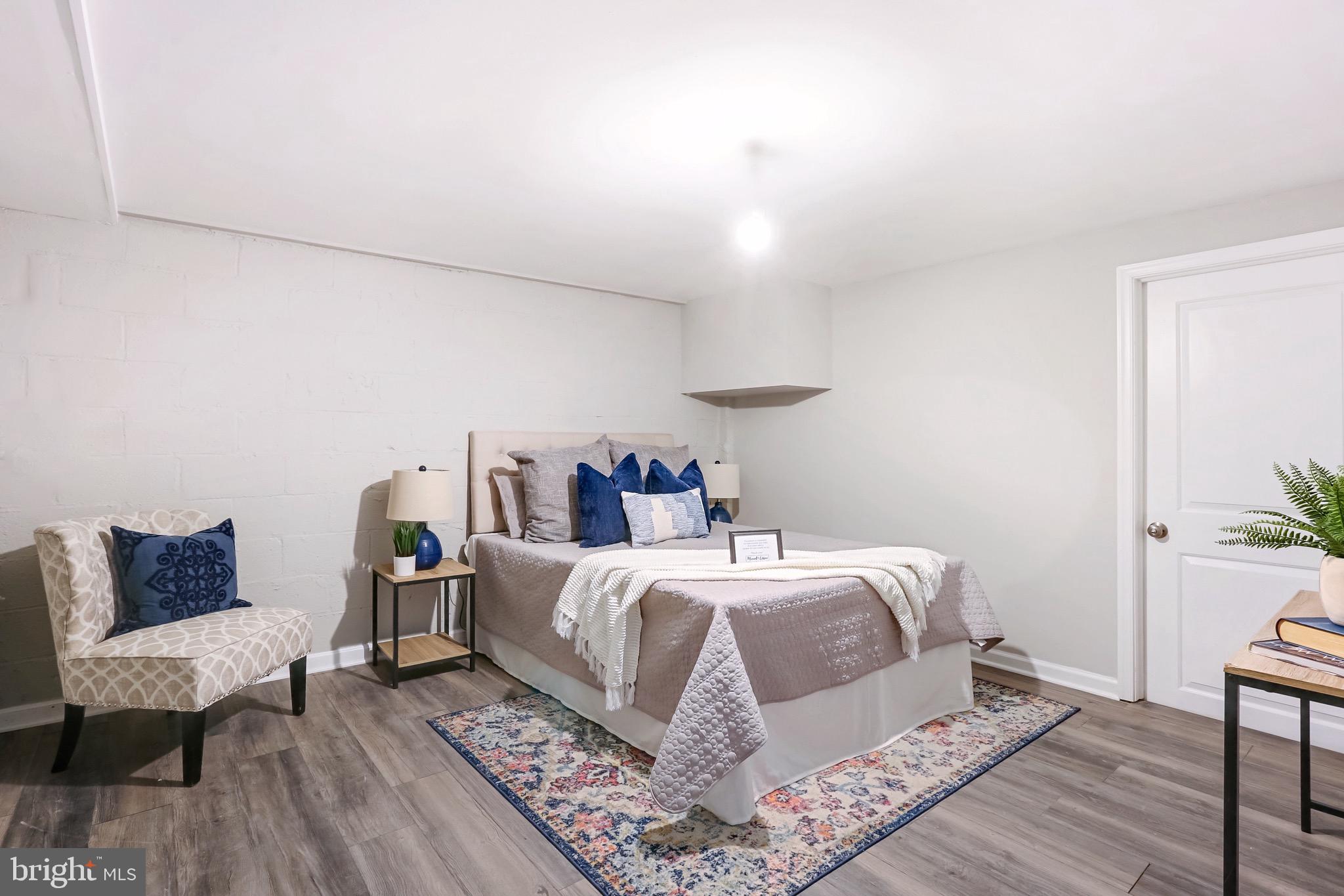 CHARLESMONT - Residential