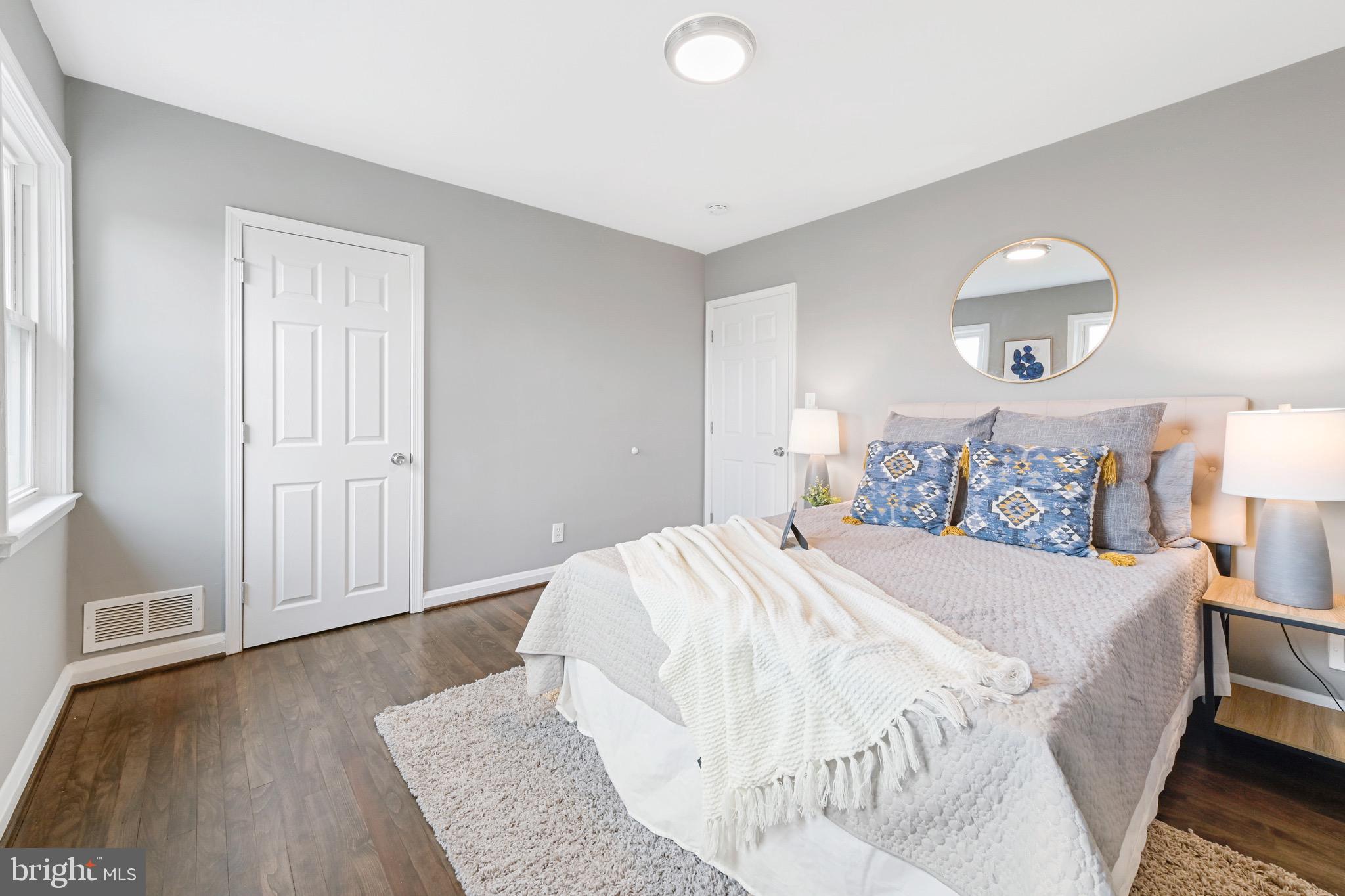 CHARLESMONT - Residential