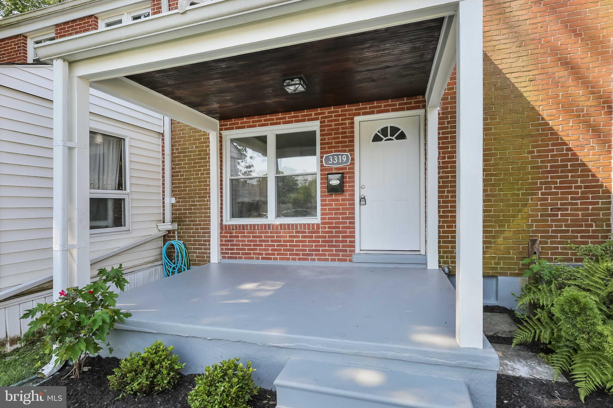 CHARLESMONT - Residential