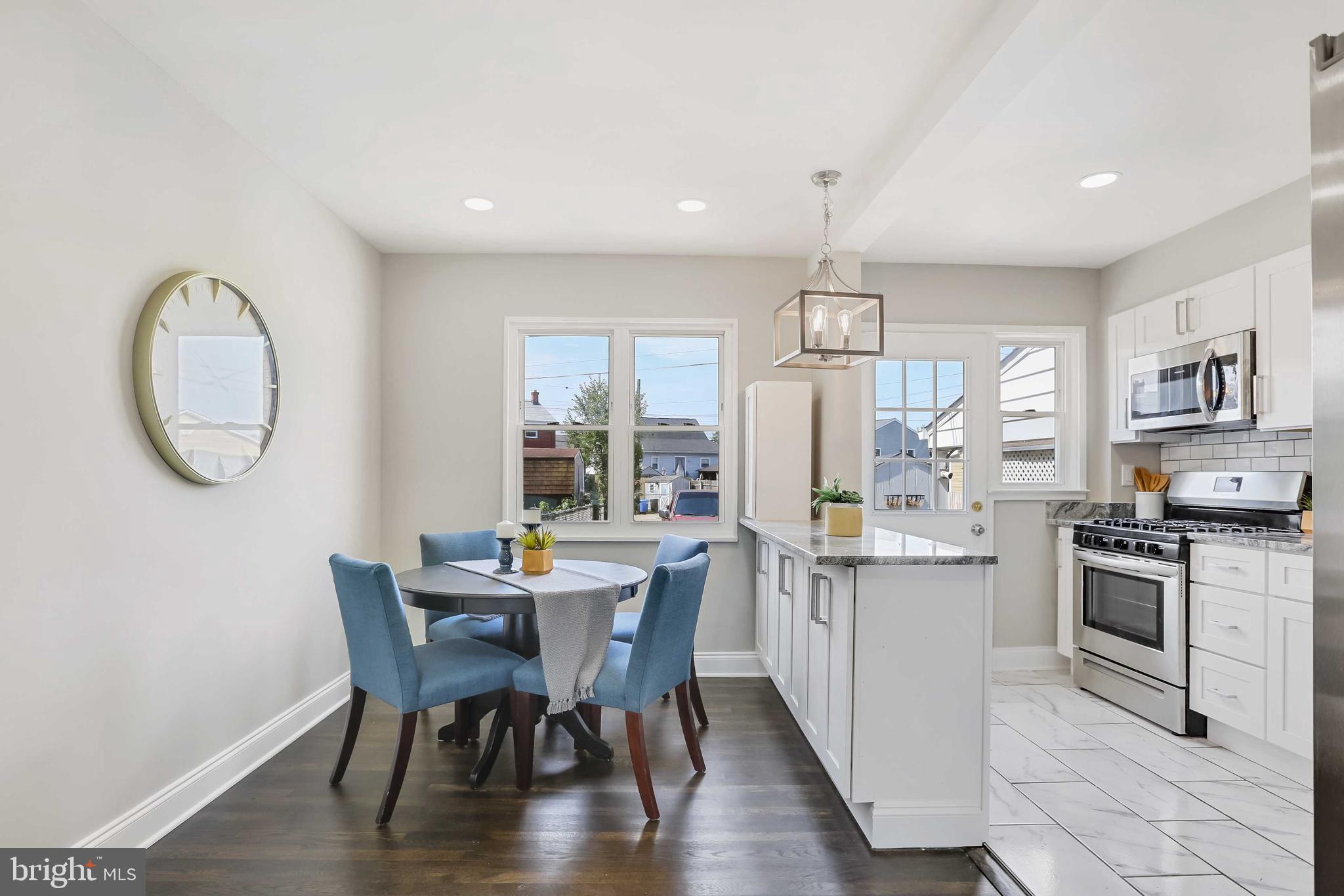 CHARLESMONT - Residential