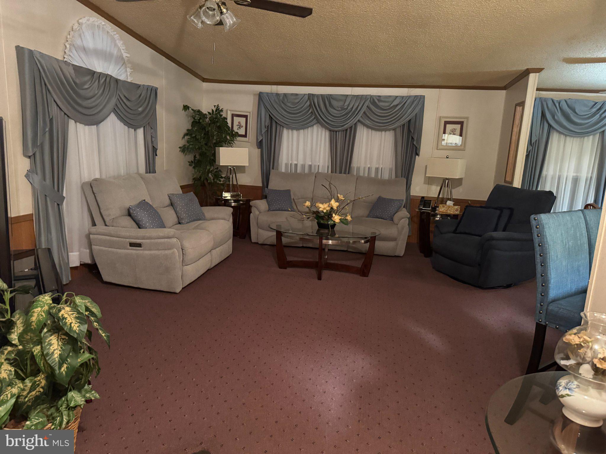 10002 CRANE LANE