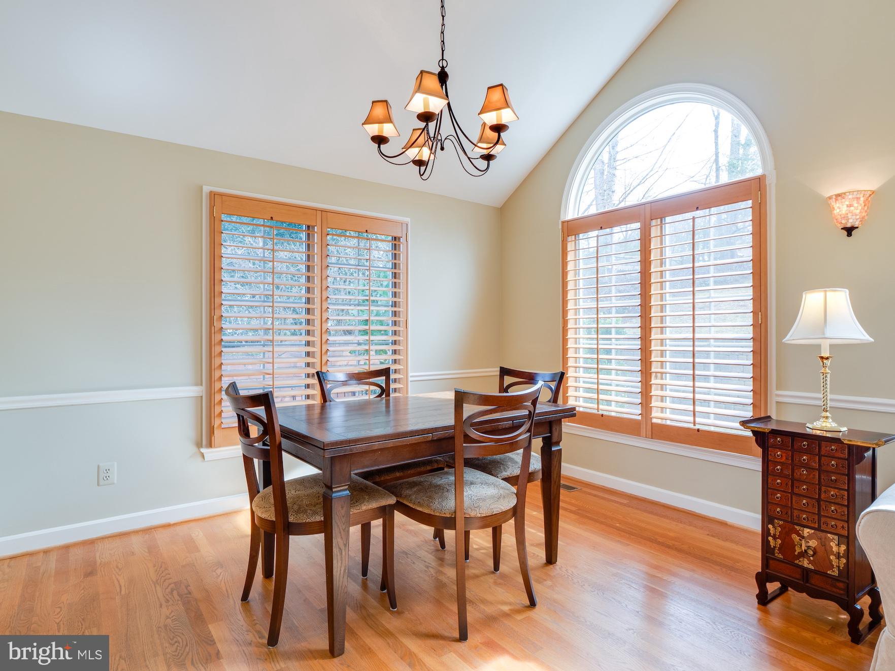 COUNTRY CLUB HILLS - Residential