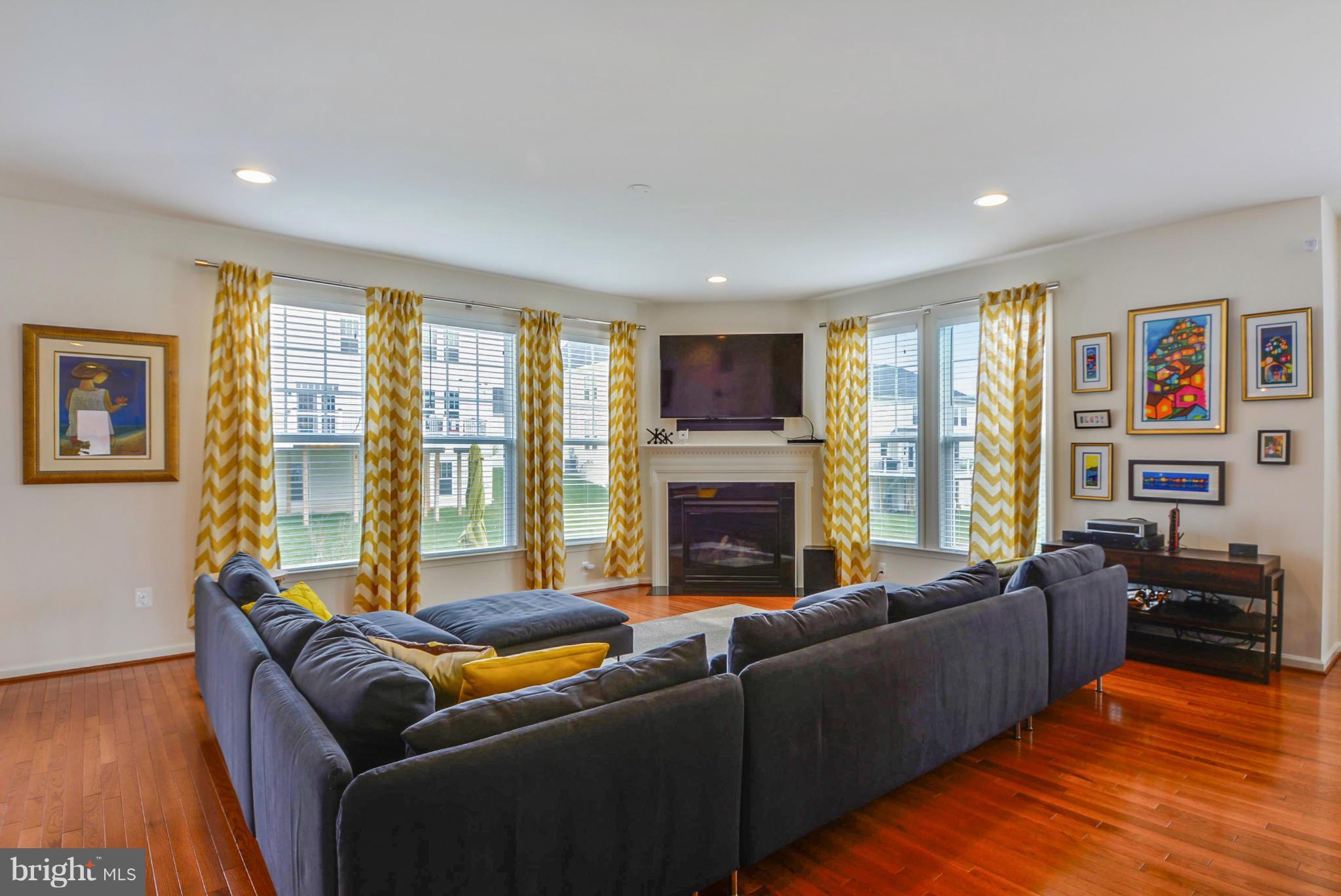 STONE RIDGE LAND BAY 1 - Residential