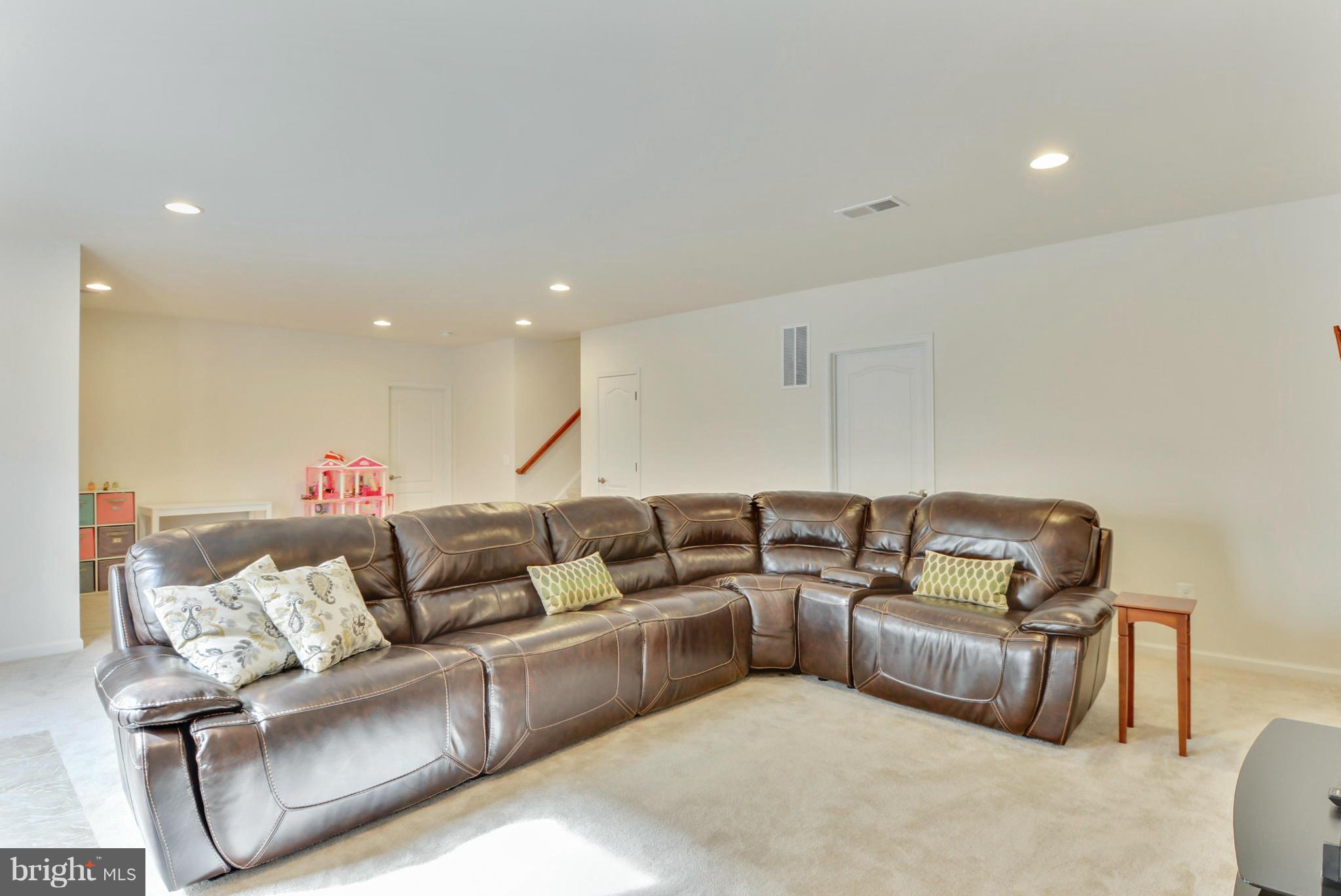 STONE RIDGE LAND BAY 1 - Residential