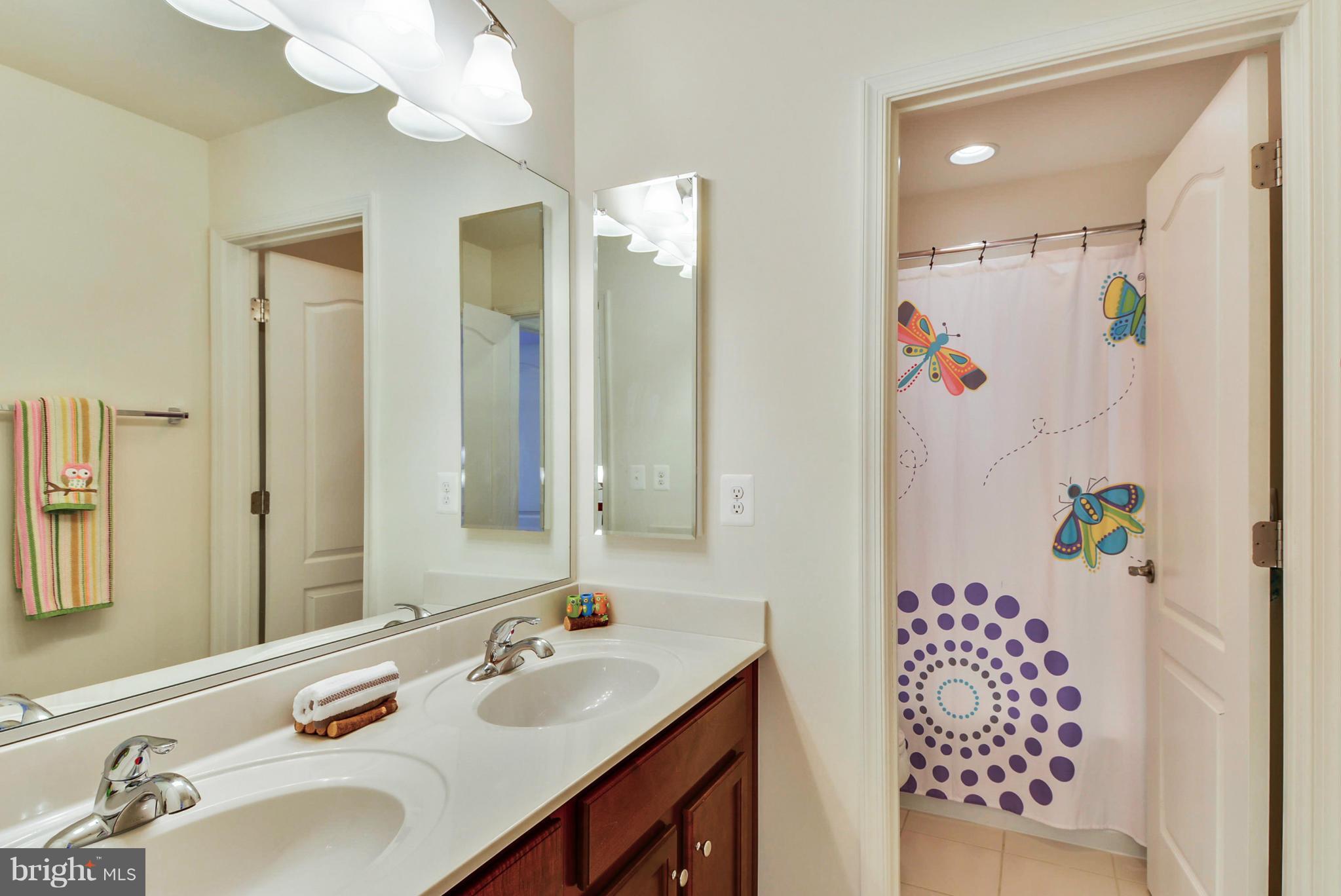 STONE RIDGE LAND BAY 1 - Residential