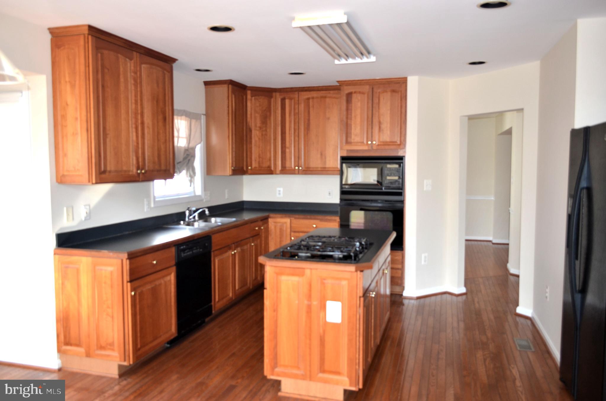 FOXBOROUGH - Residential Lease
