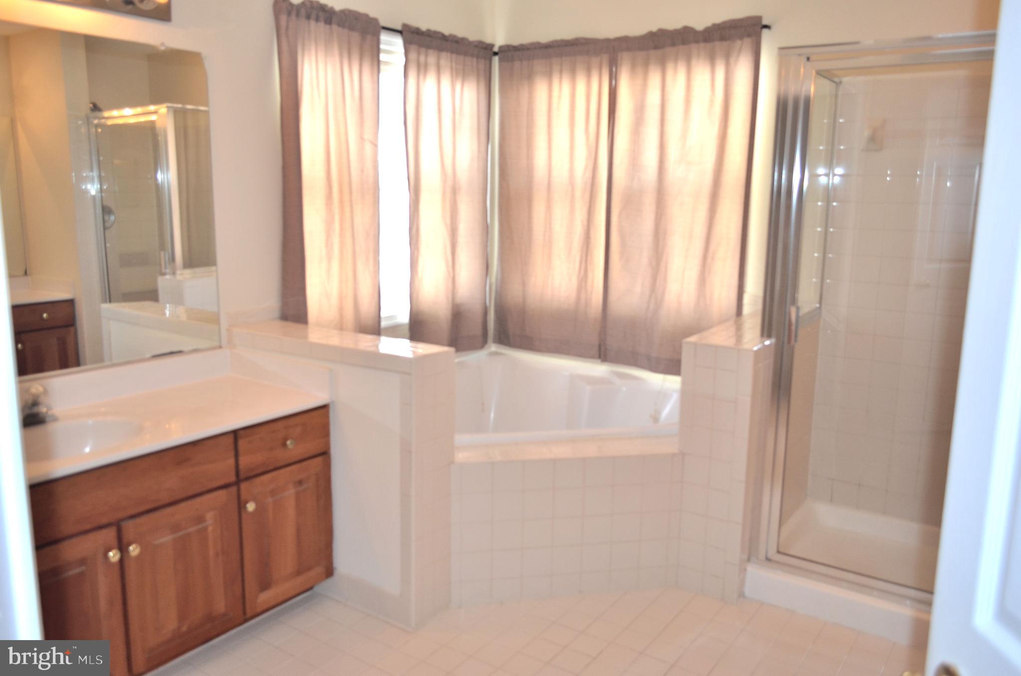 FOXBOROUGH - Residential Lease