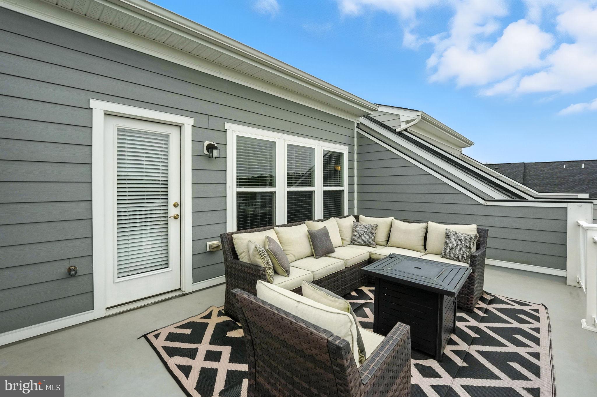 POTOMAC SHORES - Residential