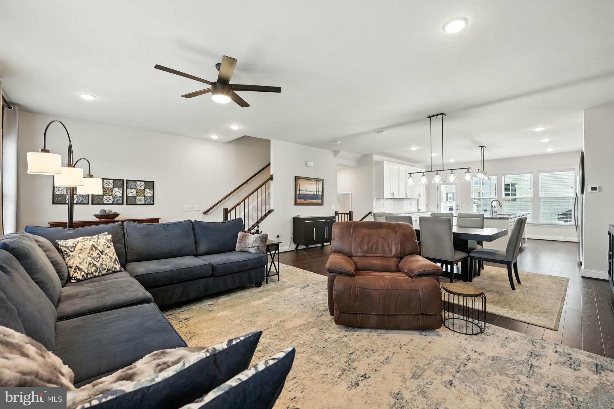 POTOMAC SHORES - Residential