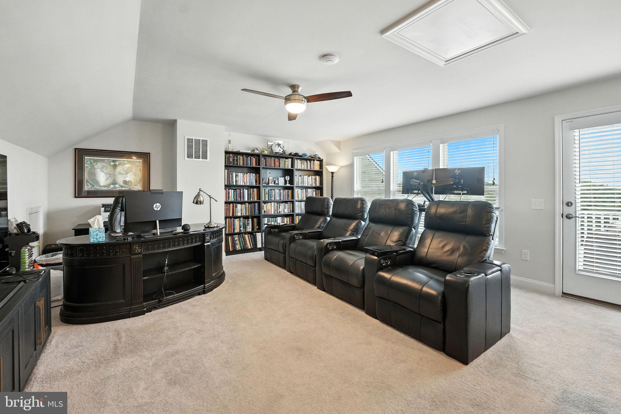 POTOMAC SHORES - Residential