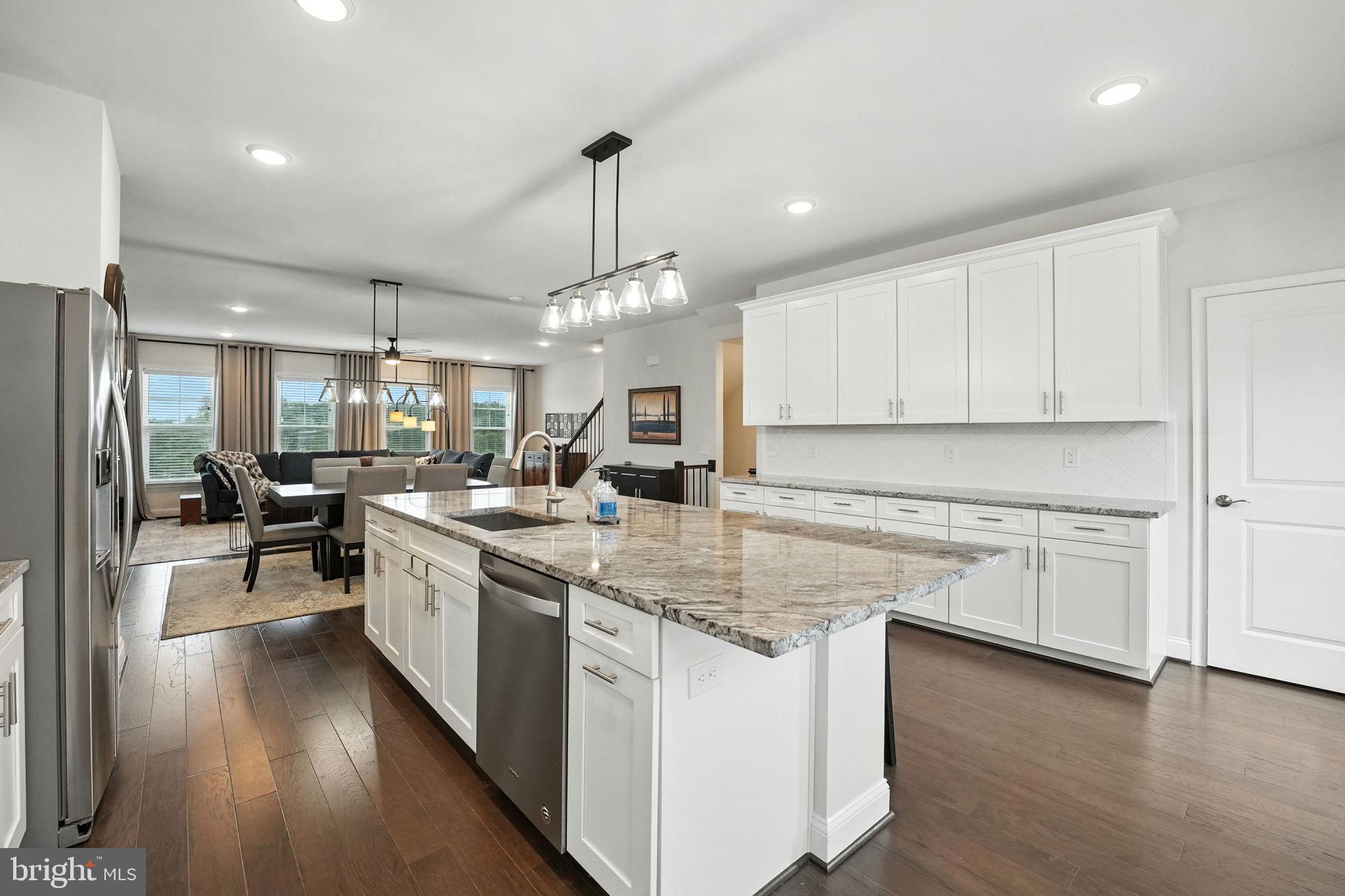 POTOMAC SHORES - Residential