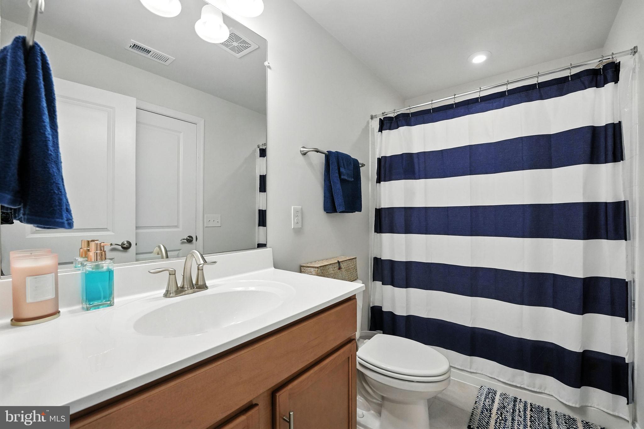 POTOMAC SHORES - Residential