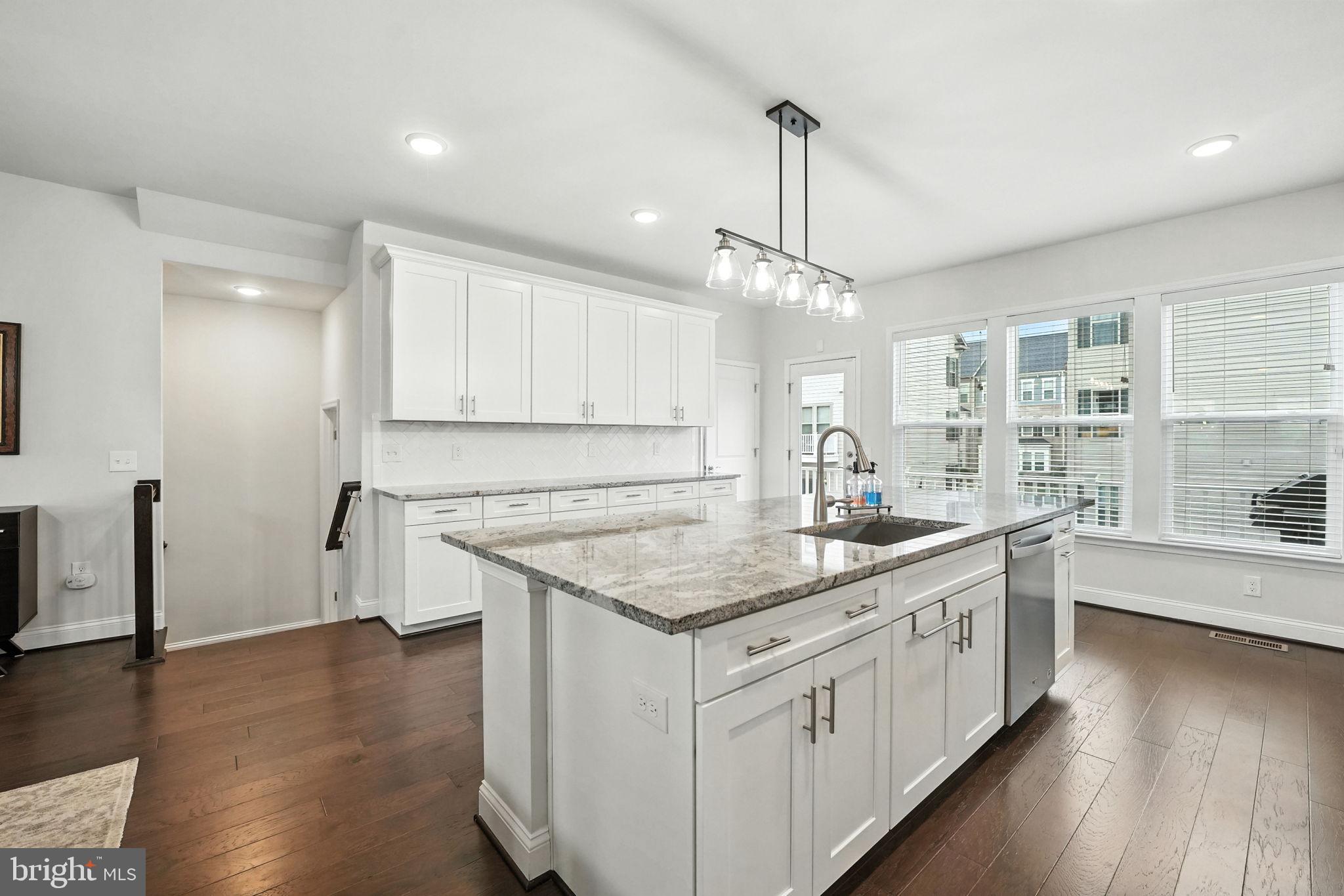 POTOMAC SHORES - Residential