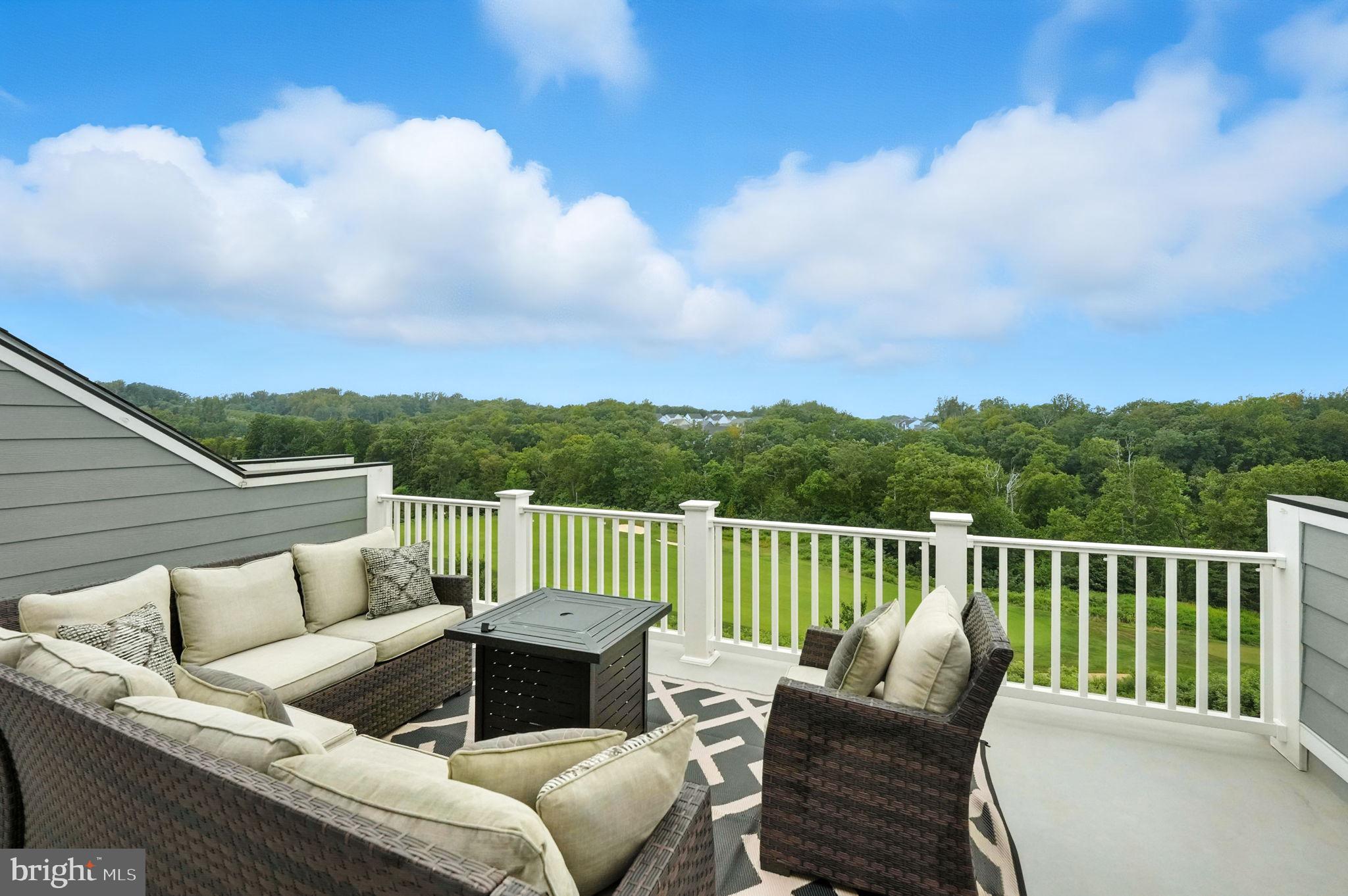 POTOMAC SHORES - Residential