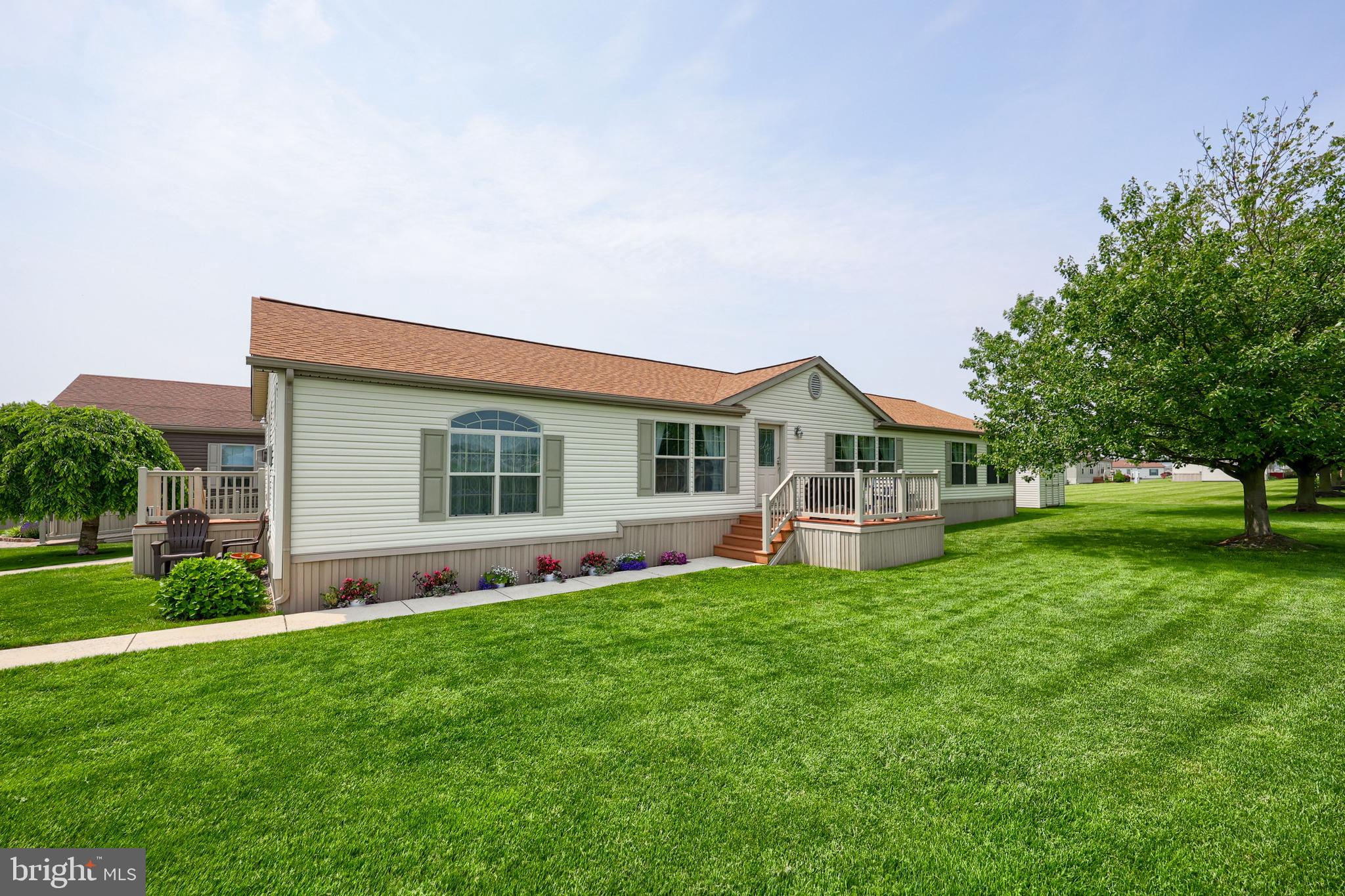 22 SARAH AVENUE