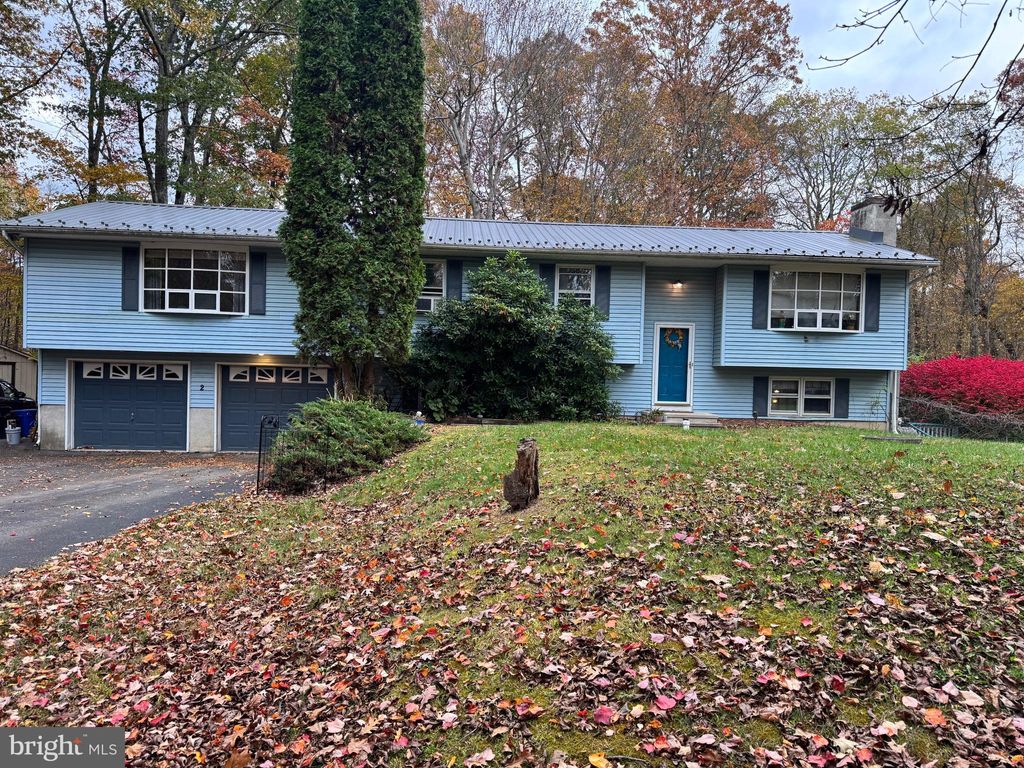 Photo of 1117 Shagbark Lane, STROUDSBURG, PA 18360 (MLS # PAMR2005788)