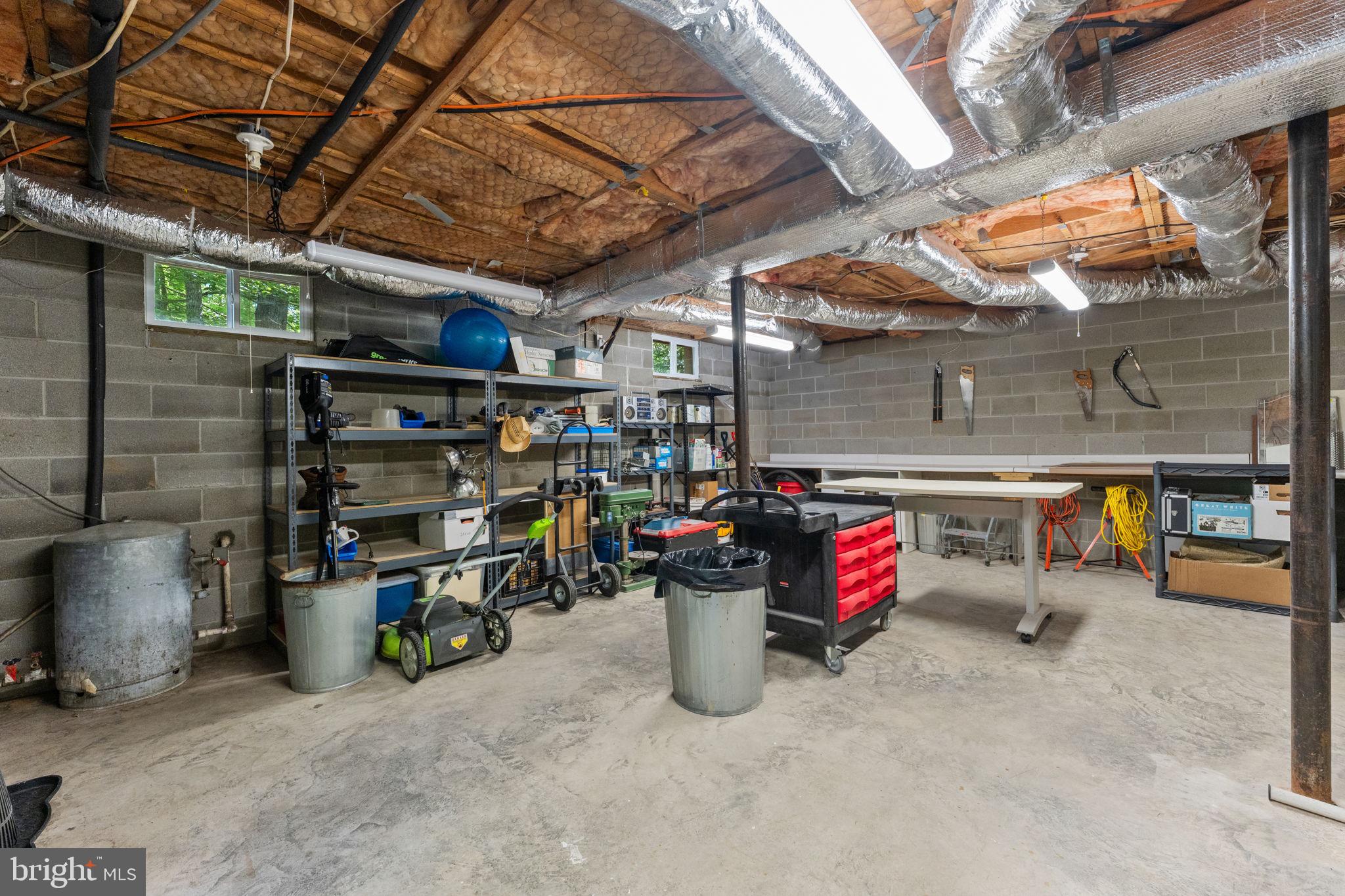 NOMINI HALL FARMS - Residential