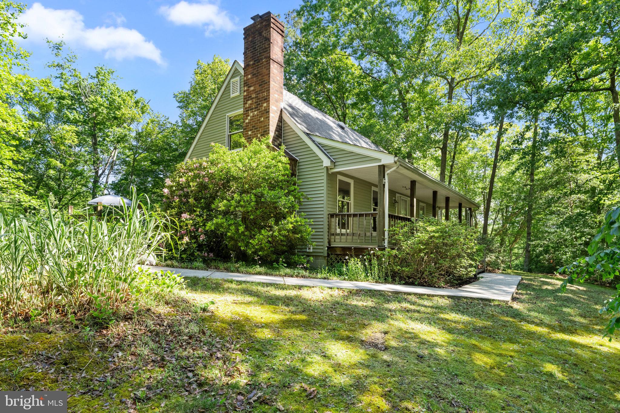NOMINI HALL FARMS - Residential