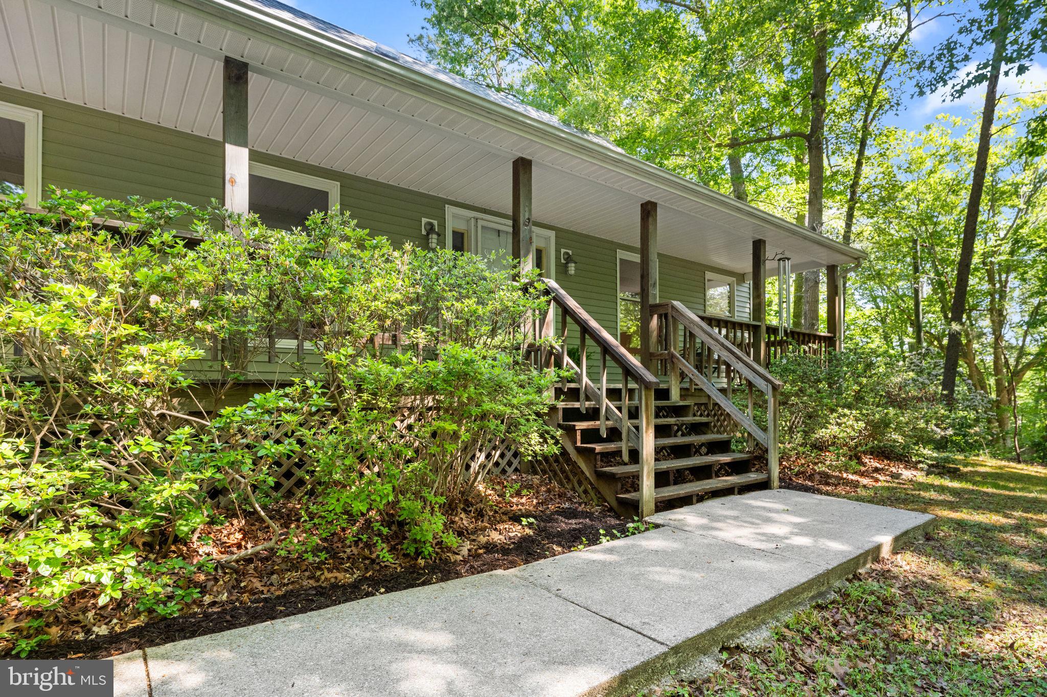 NOMINI HALL FARMS - Residential