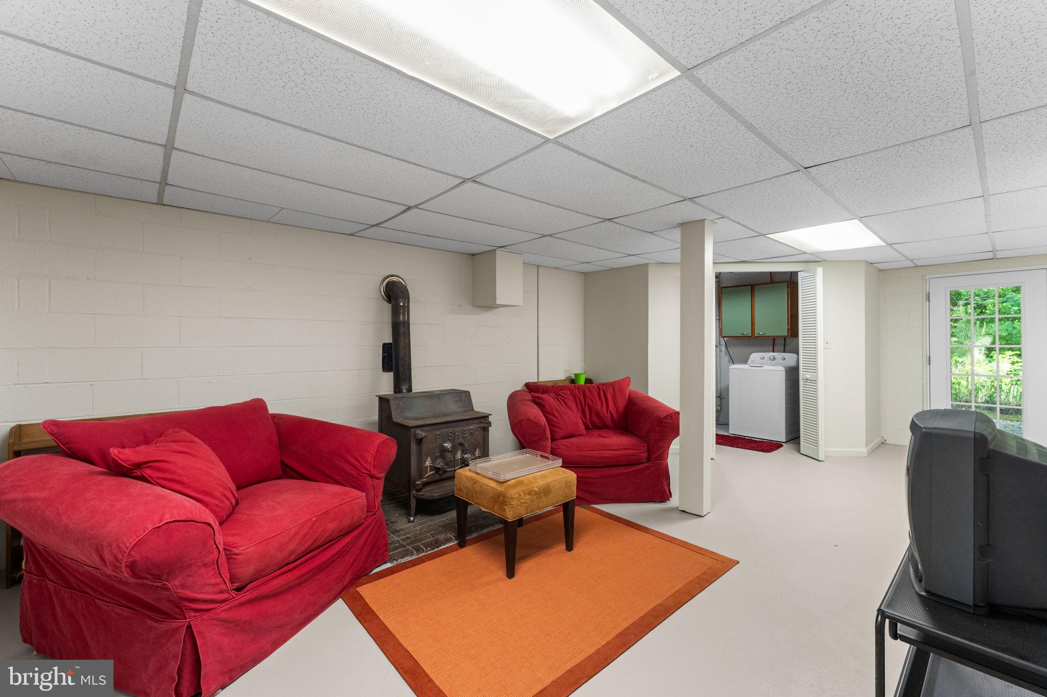 NOMINI HALL FARMS - Residential