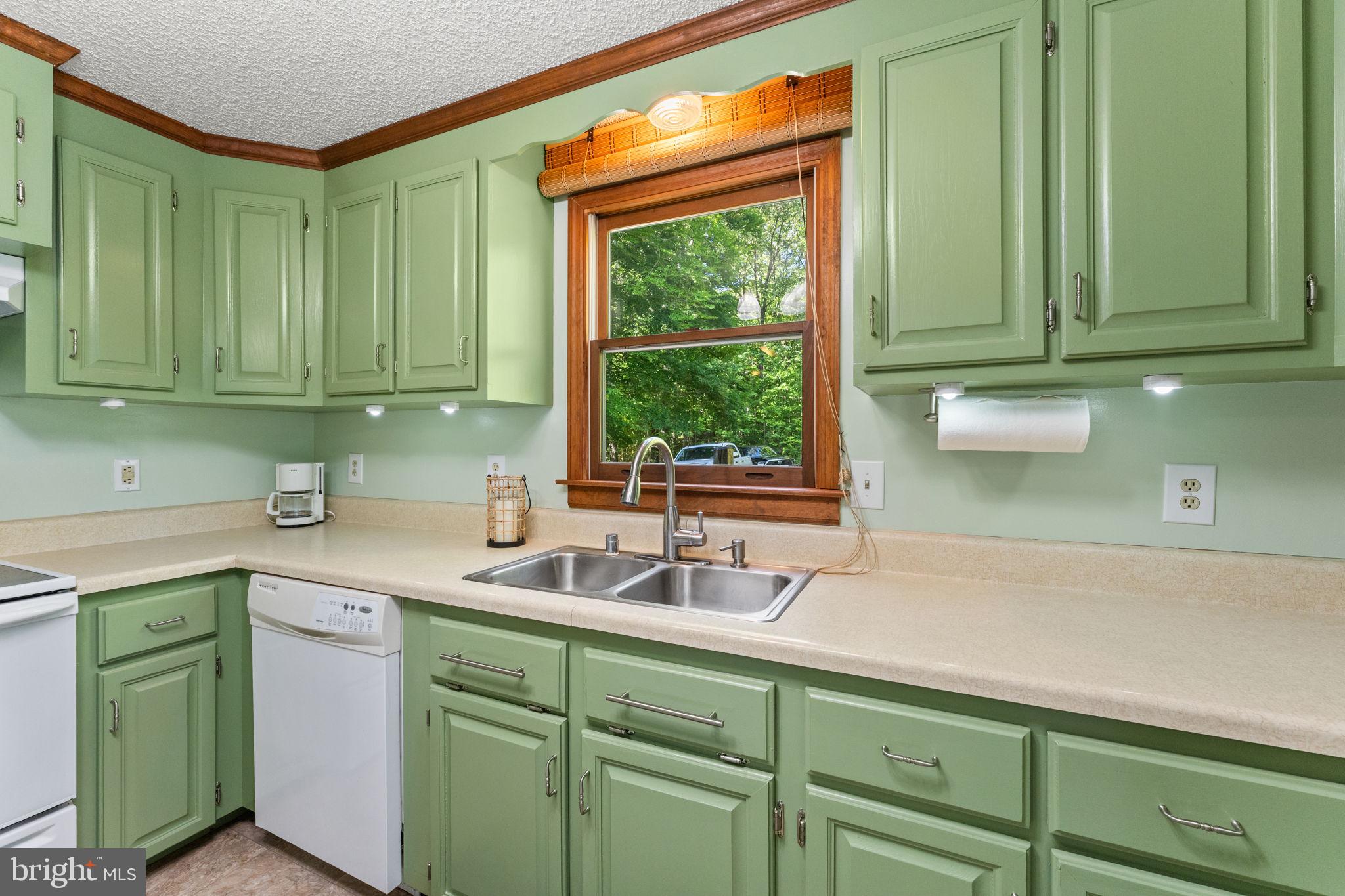 NOMINI HALL FARMS - Residential