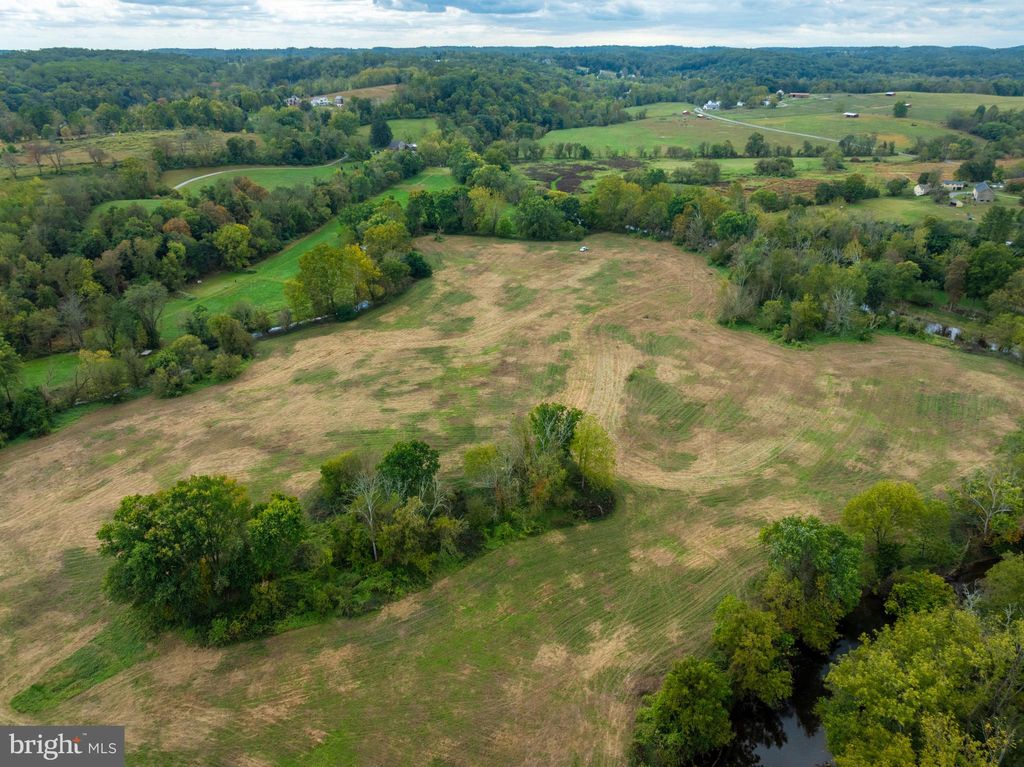 Photo of 10 Trimbles Ford Lane, WEST CHESTER, PA 19382 (MLS # PACT2109198)