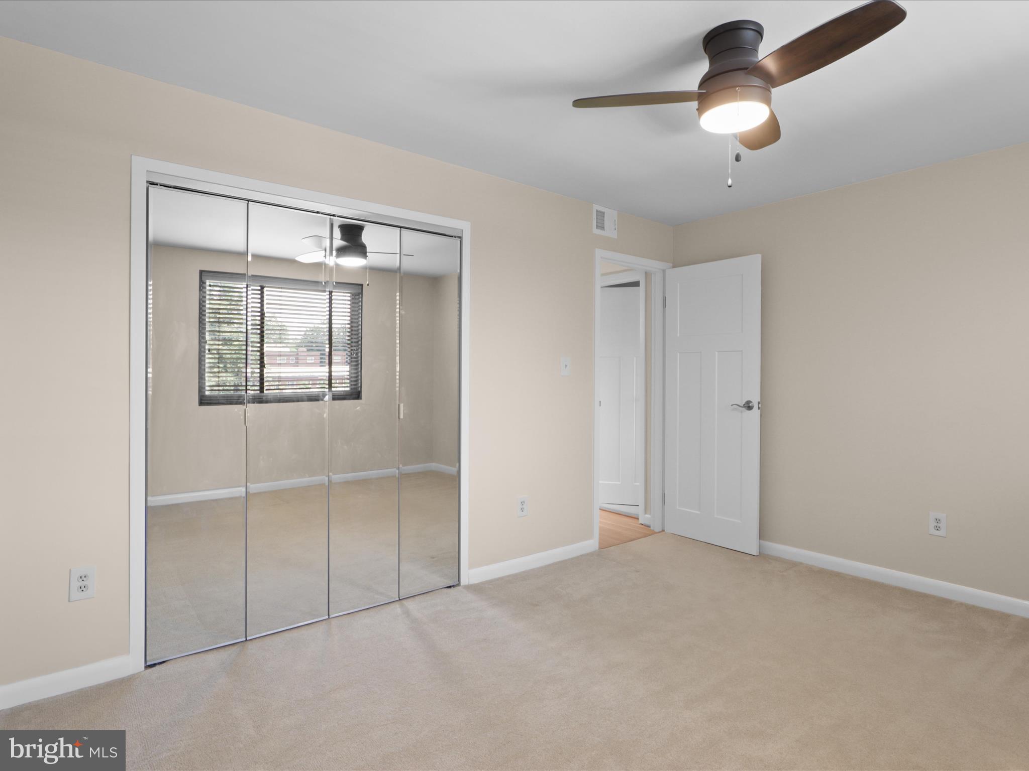 ADAMS HOUSE - Residential