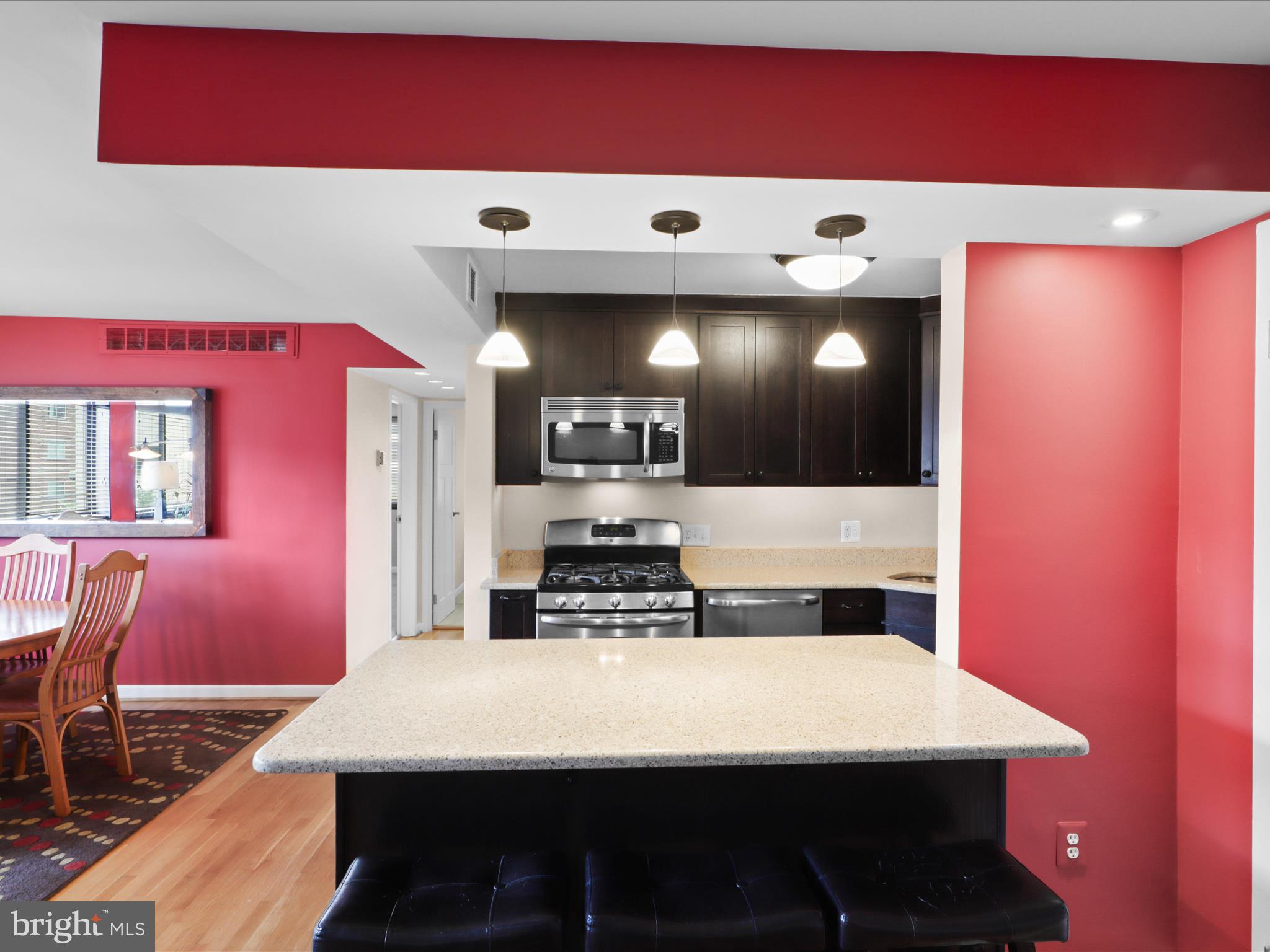 ADAMS HOUSE - Residential