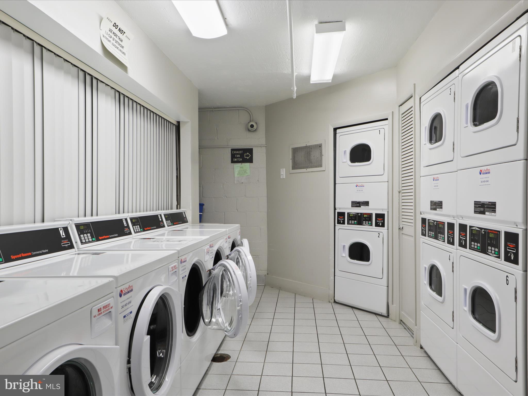 ADAMS HOUSE - Residential