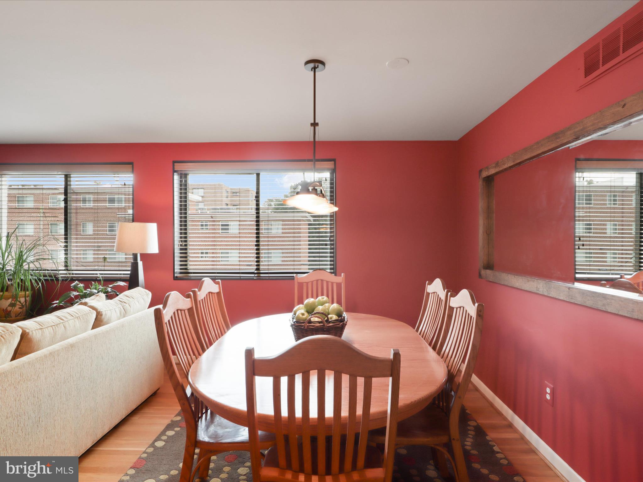 ADAMS HOUSE - Residential