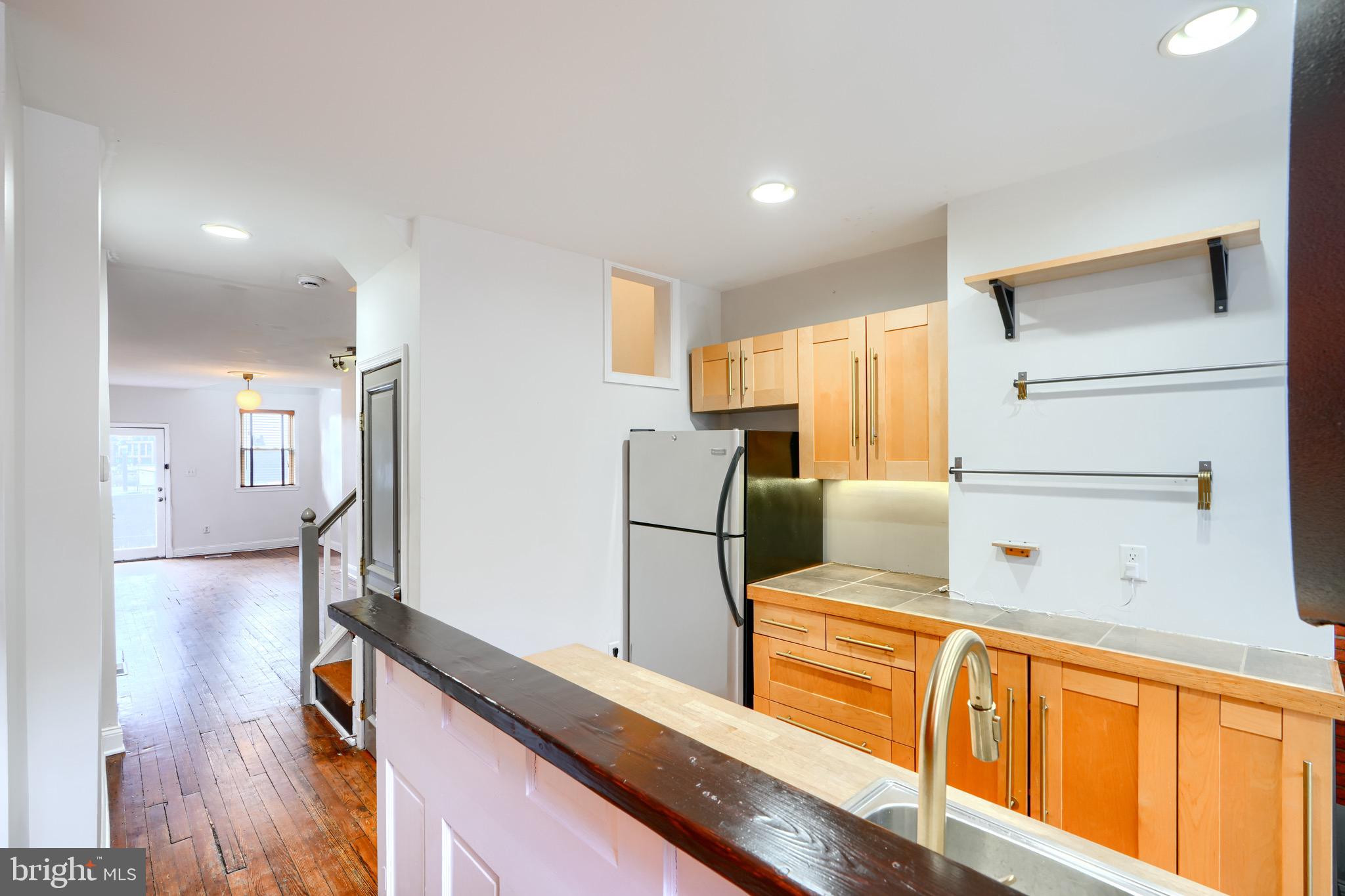 2141 CAMBRIDGE STREET