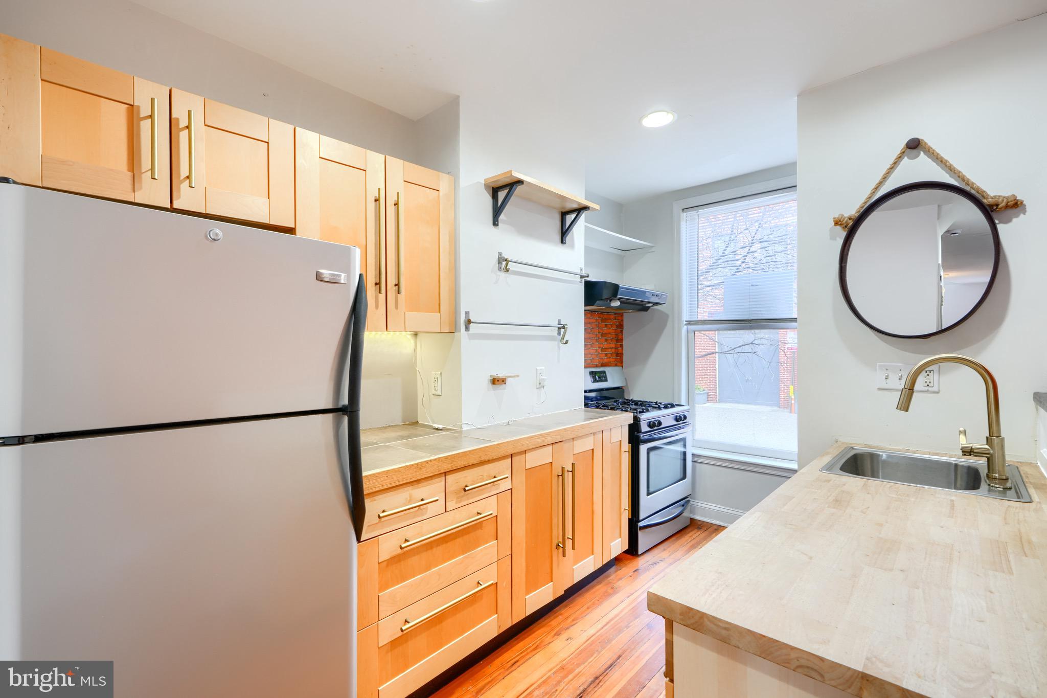 2141 CAMBRIDGE STREET