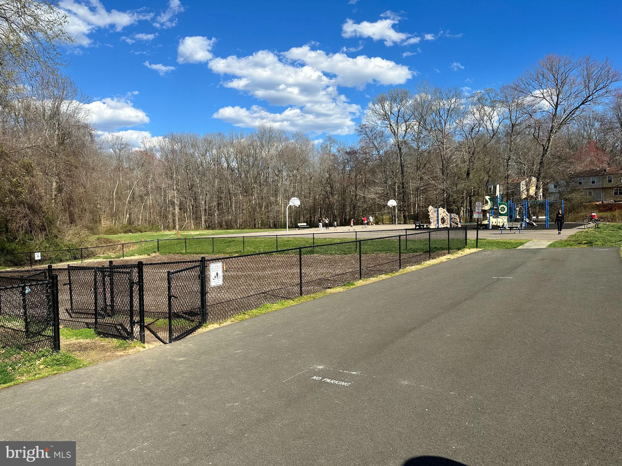 SHANNON STATION - Residential