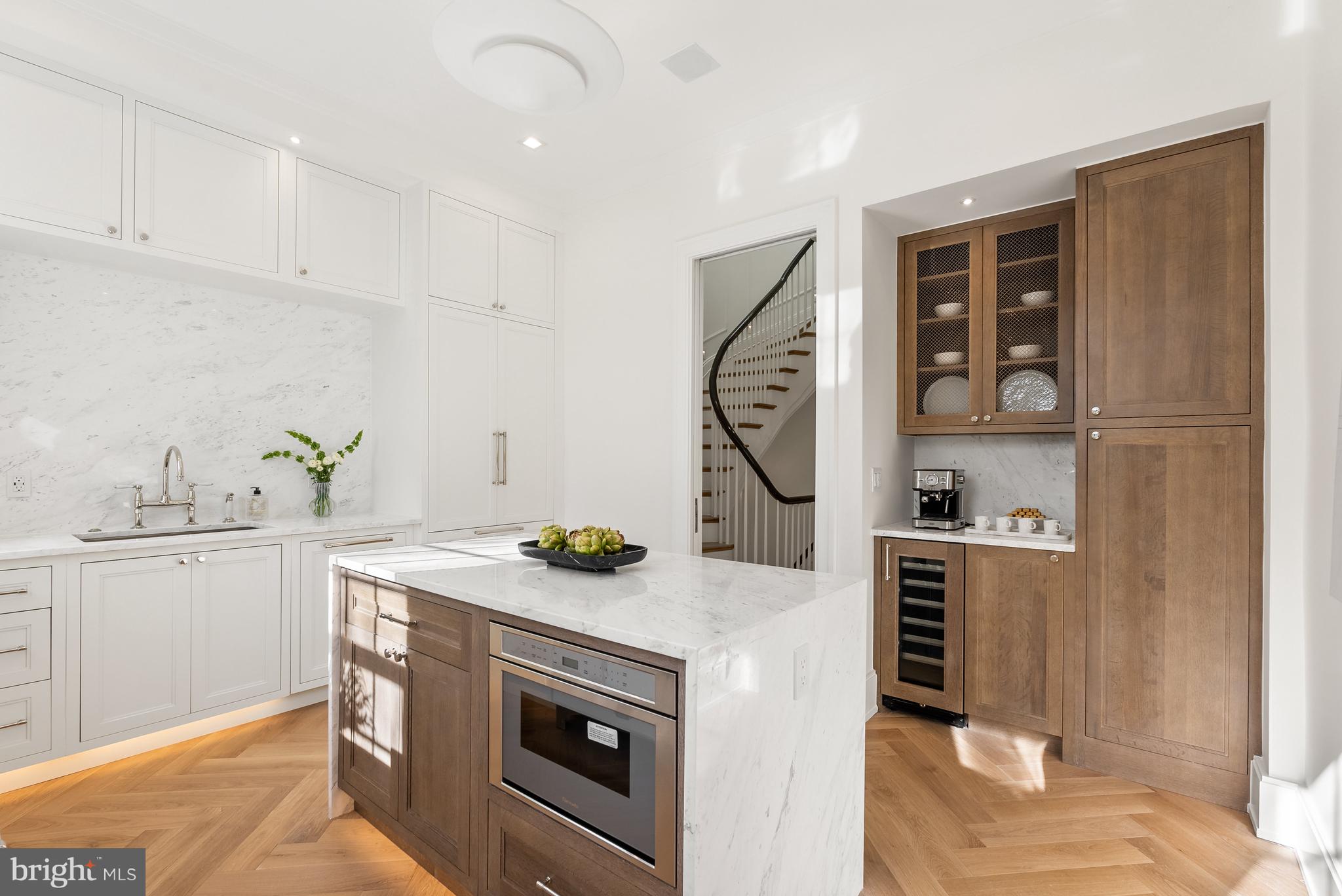 GEORGETOWN - Residential