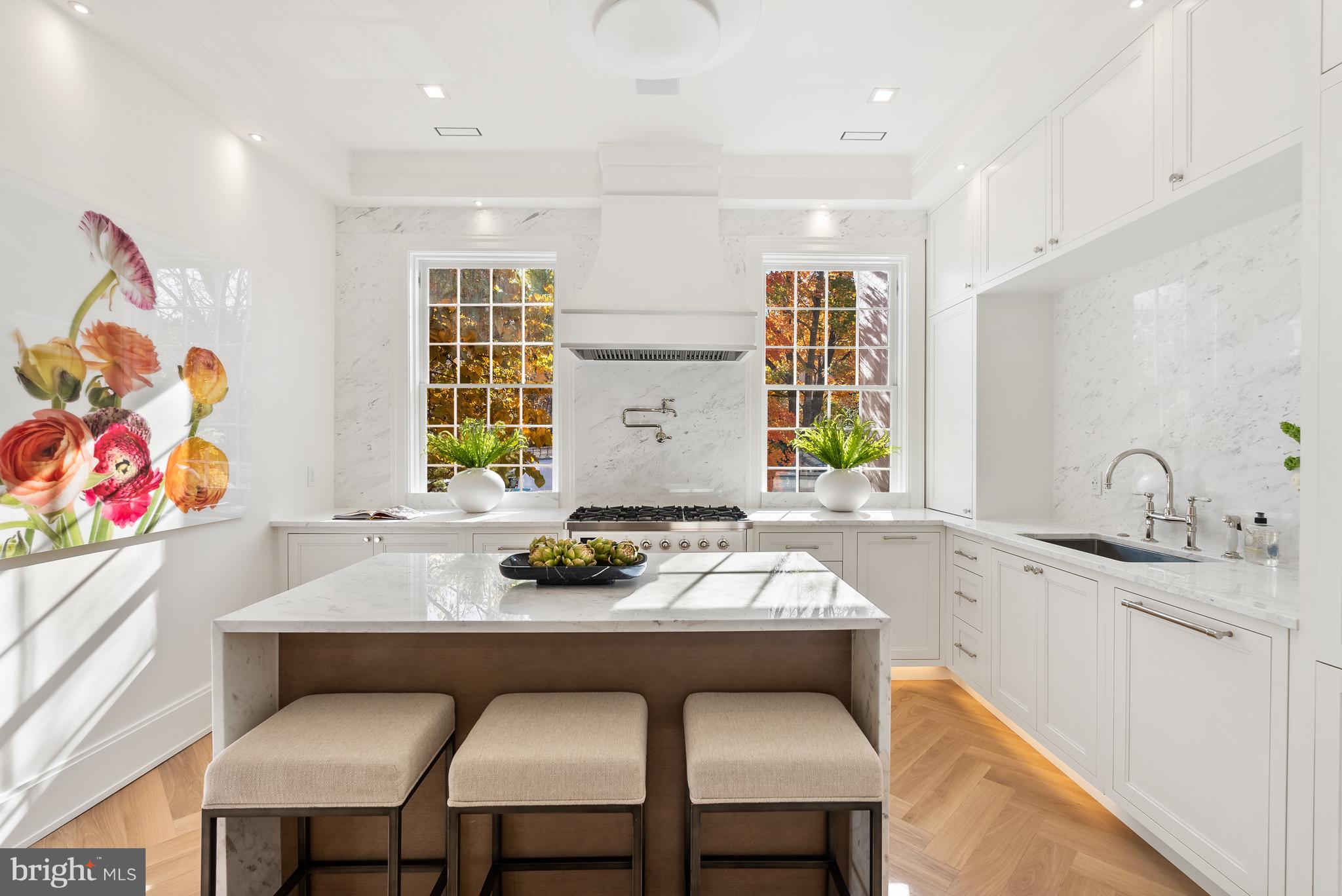 GEORGETOWN - Residential