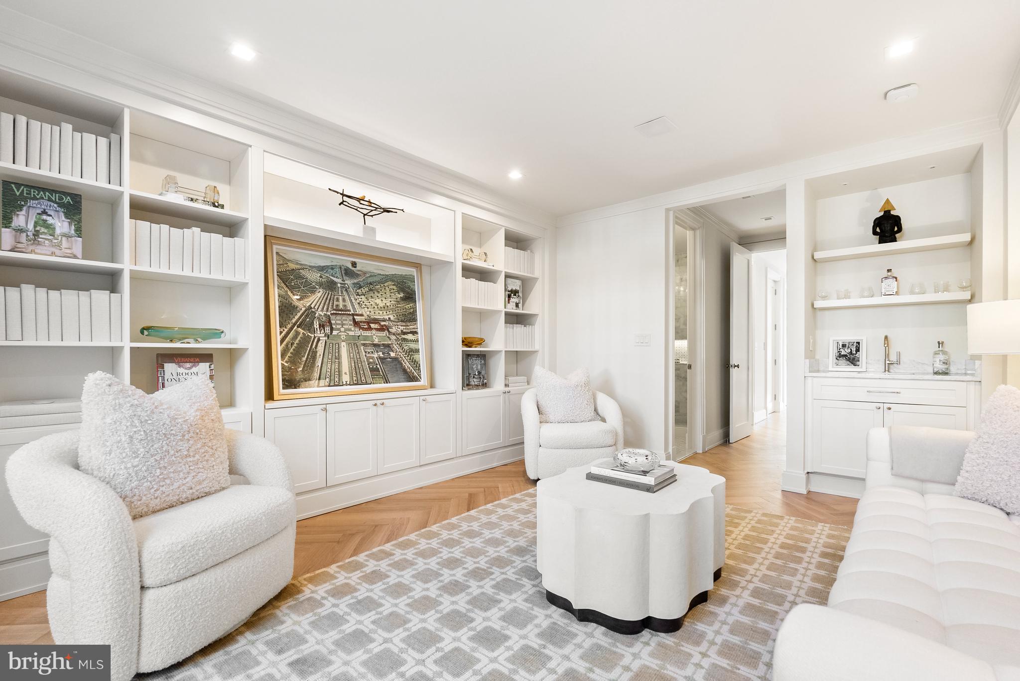 GEORGETOWN - Residential
