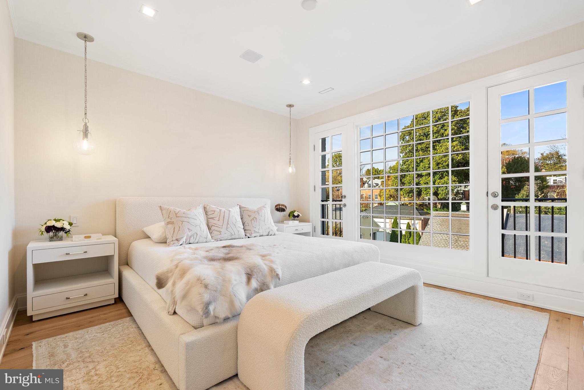 GEORGETOWN - Residential