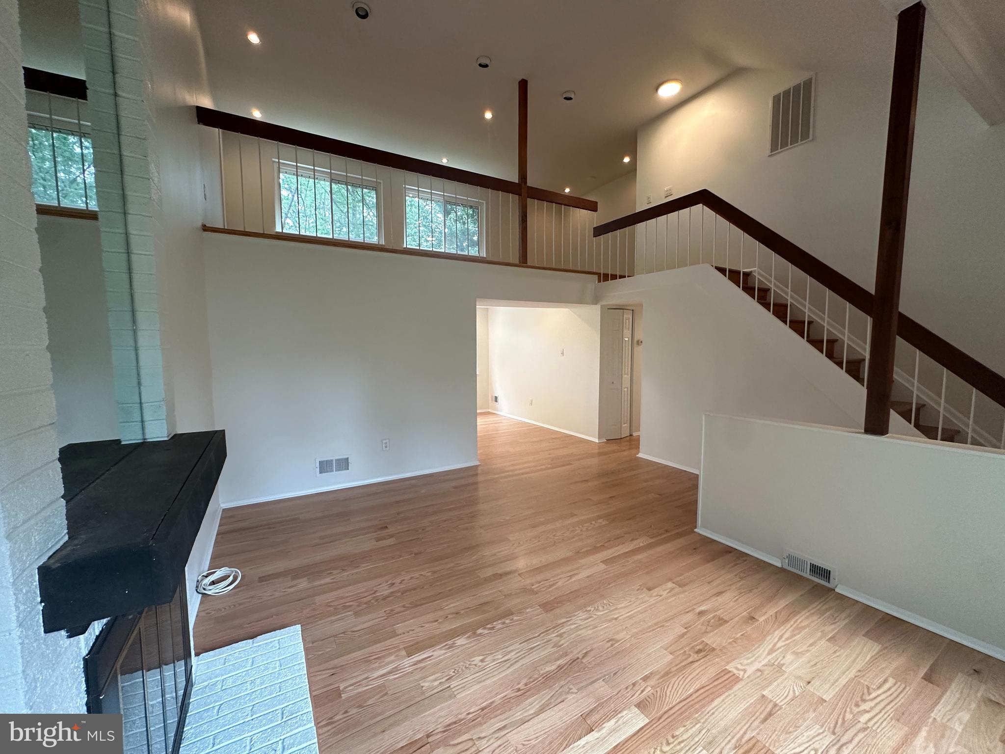 DUFIEF - Residential Lease