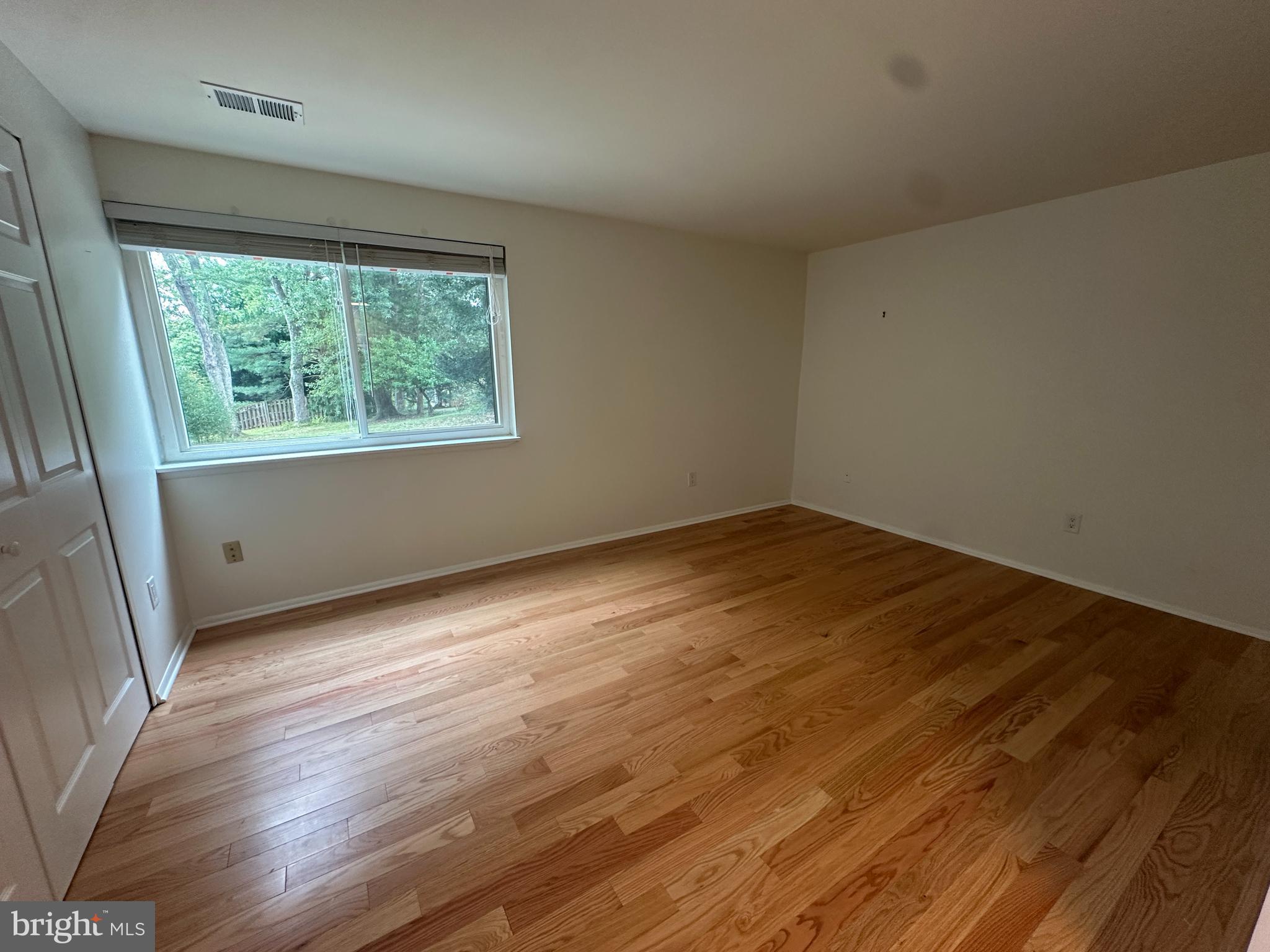 DUFIEF - Residential Lease